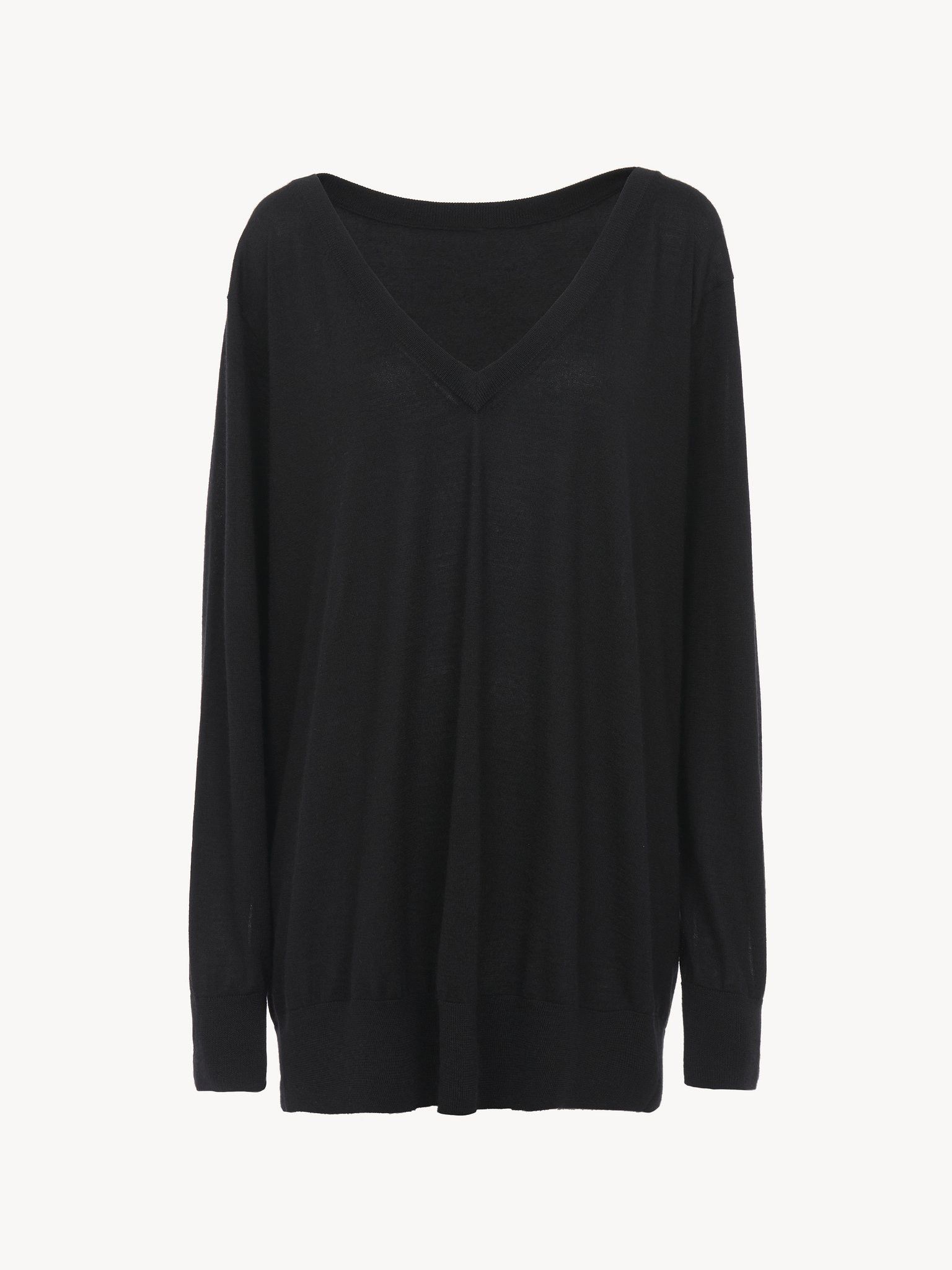 o1loc1c0325 CHC24 Pullover in Black