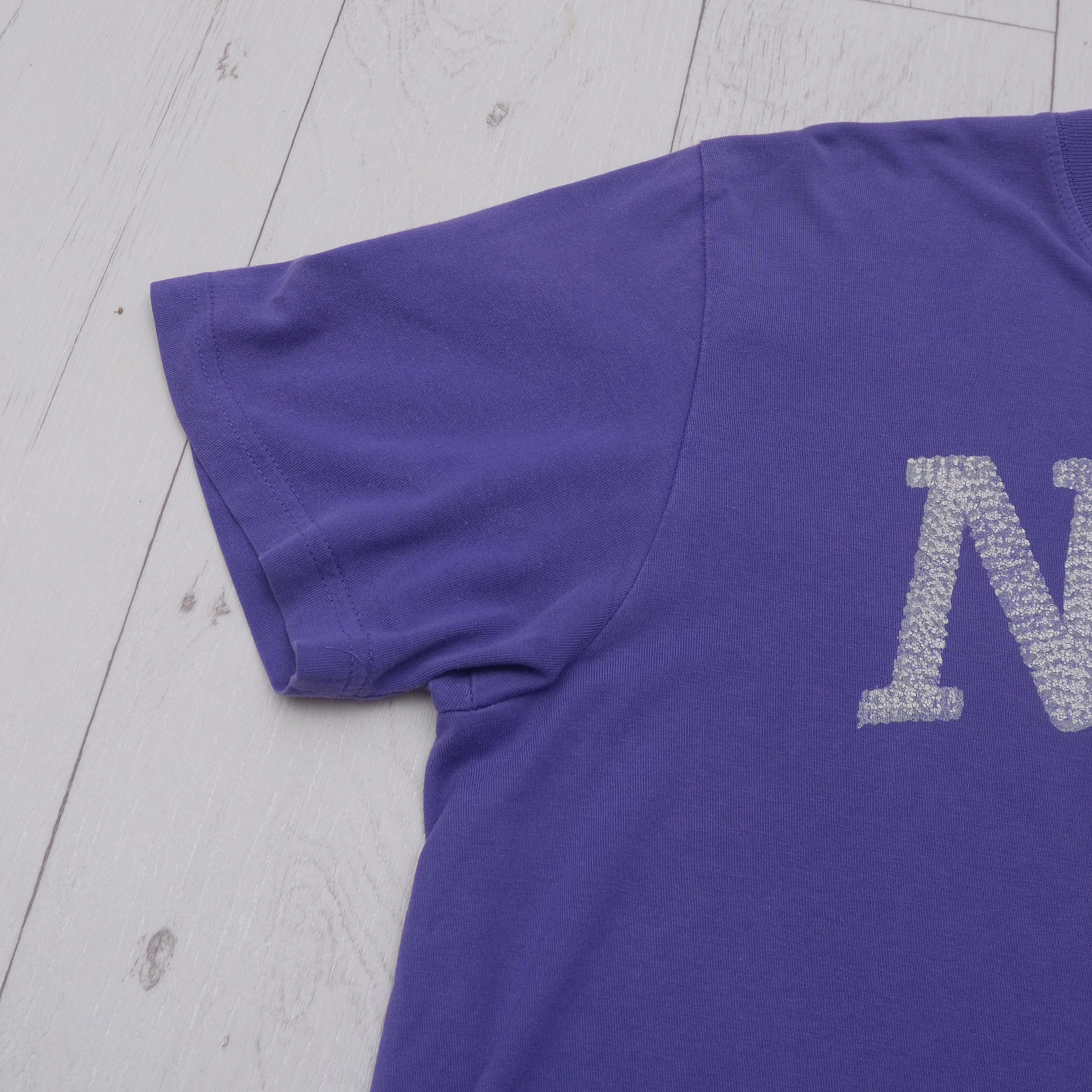 Nike × Vintage Vintage Nike Big Logo Swosh Purple T-shirt Tee size M Y2K Size US M / EU 48-50 / 2 - 5 Thumbnail
