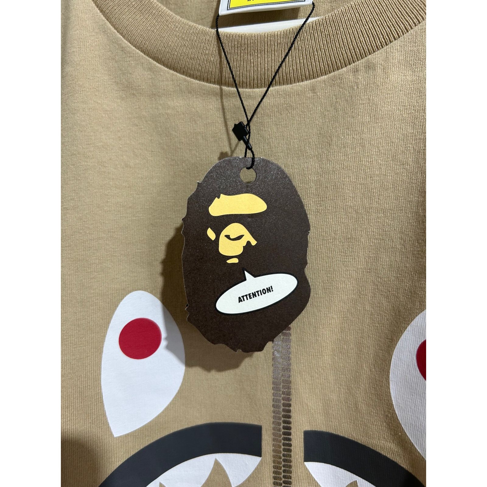 Bape BAPE MAD SHARK ZIPPER BEIGE TEE SIZE LARGE Size US L / EU 52-54 / 3 - 2 Thumbnail