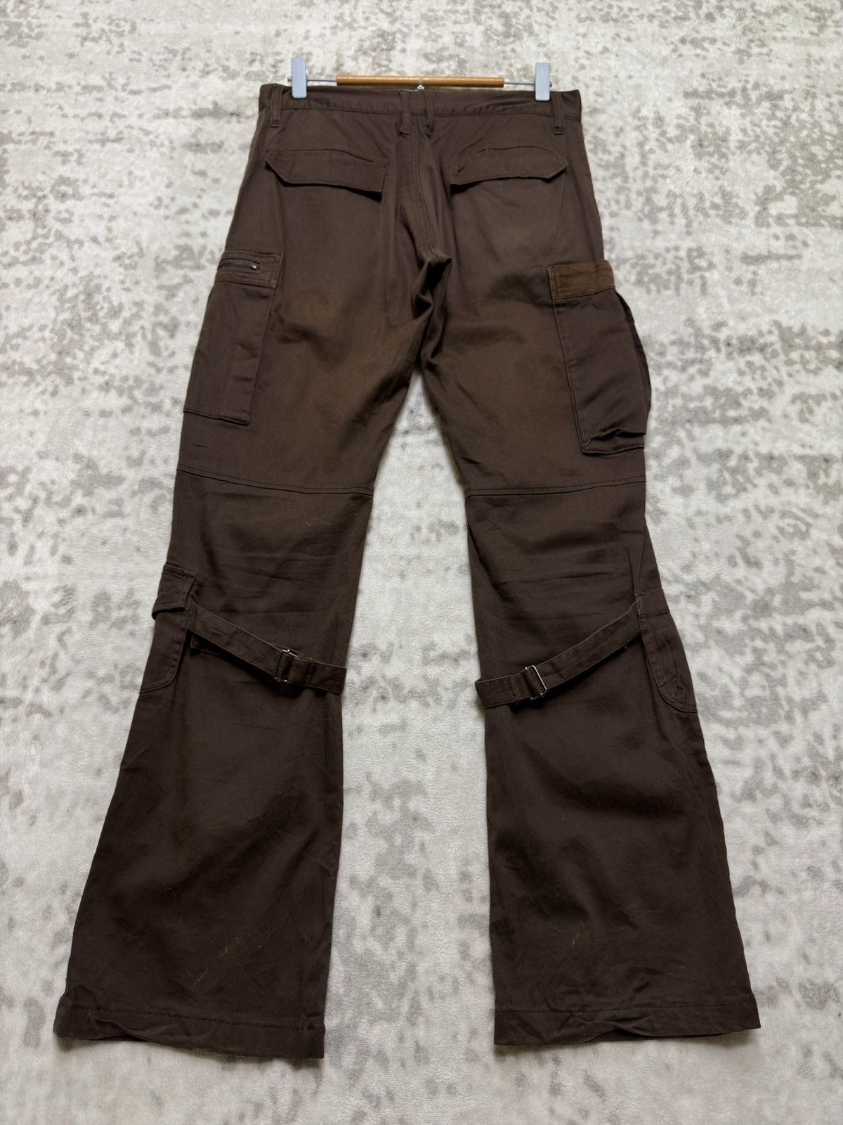 Japanese Brand Vintage Semantic Design Bondage Cargo Pants Brown Flared Y2K Size US 30 / EU 46 - 2 Thumbnail