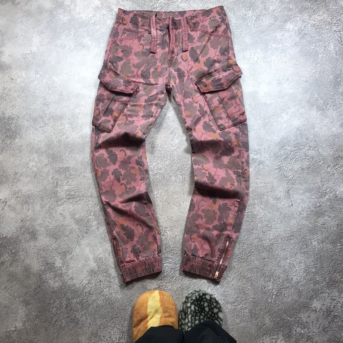 Vintage Y2K Baggy Distressed Cargo Pants Sun Faded Grunge Logo 32 Size US 32 / EU 48 - 2 Thumbnail