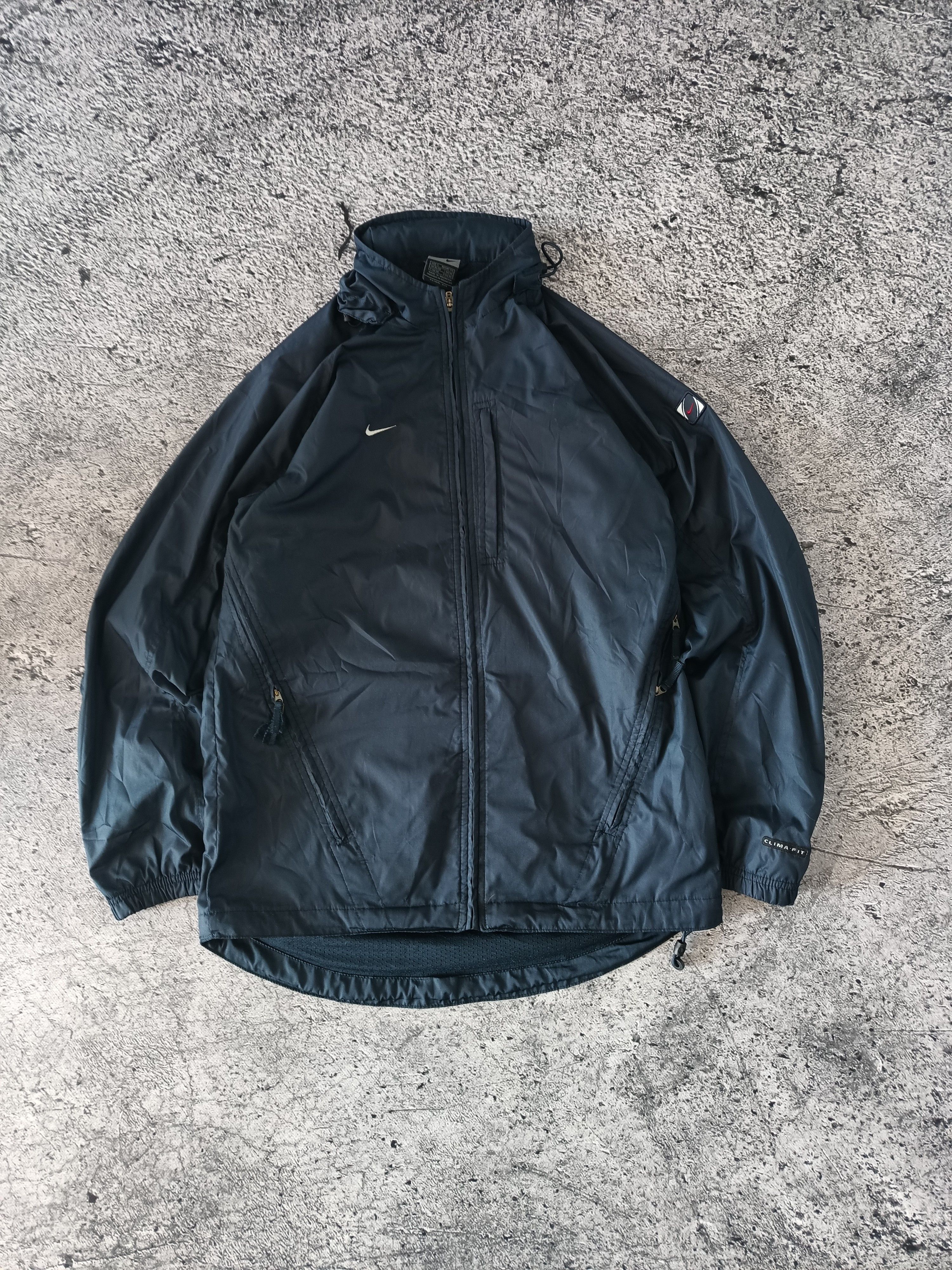Nike × Vintage Vintage Nike 00s Light Jacket Size US S / EU 44-46 / 1 - 1 Thumbnail