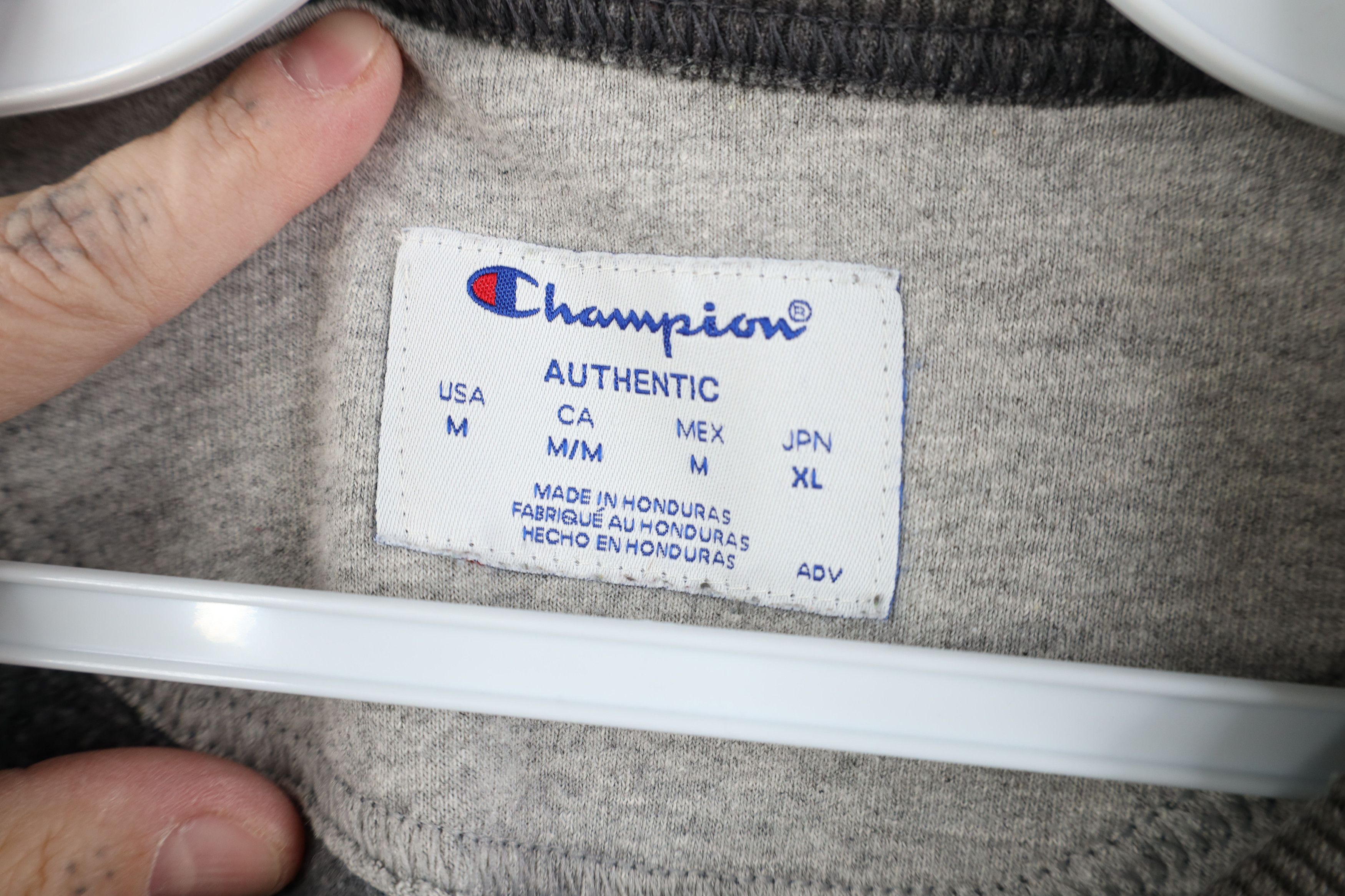 Champion Vintage Y2K Champion Monochrome Crewneck Sweatshirt Gray Size US M / EU 48-50 / 2 - 7 Thumbnail