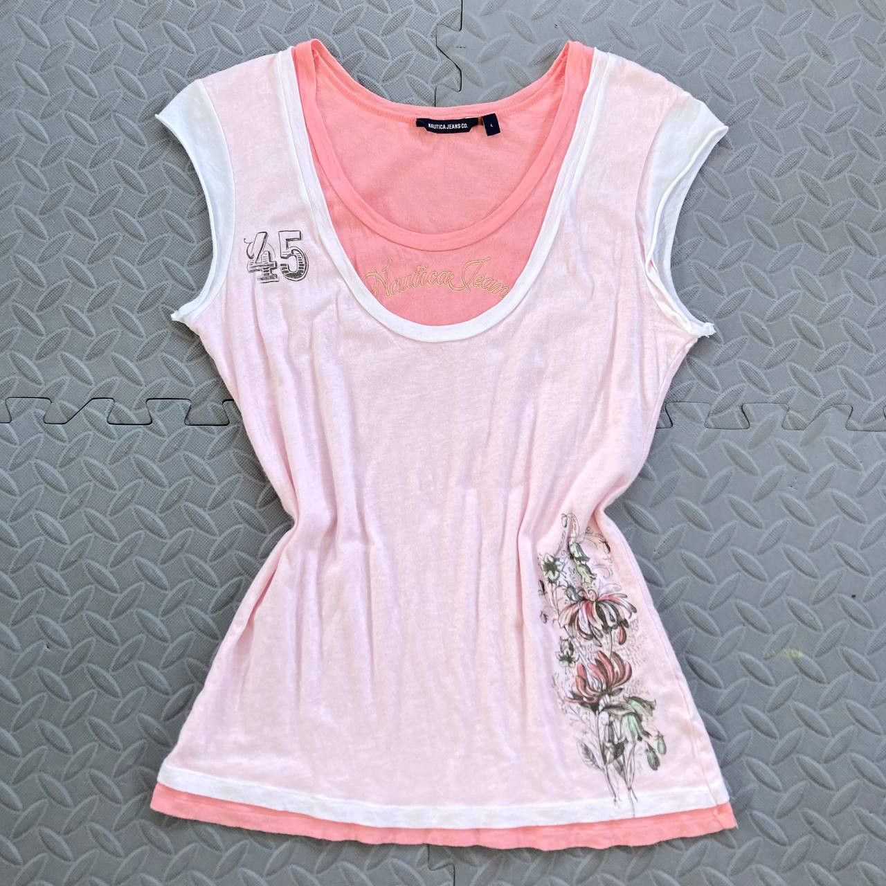 Nautica Y2k Double layered Tank Size L / US 10 / IT 46 - 1 Thumbnail