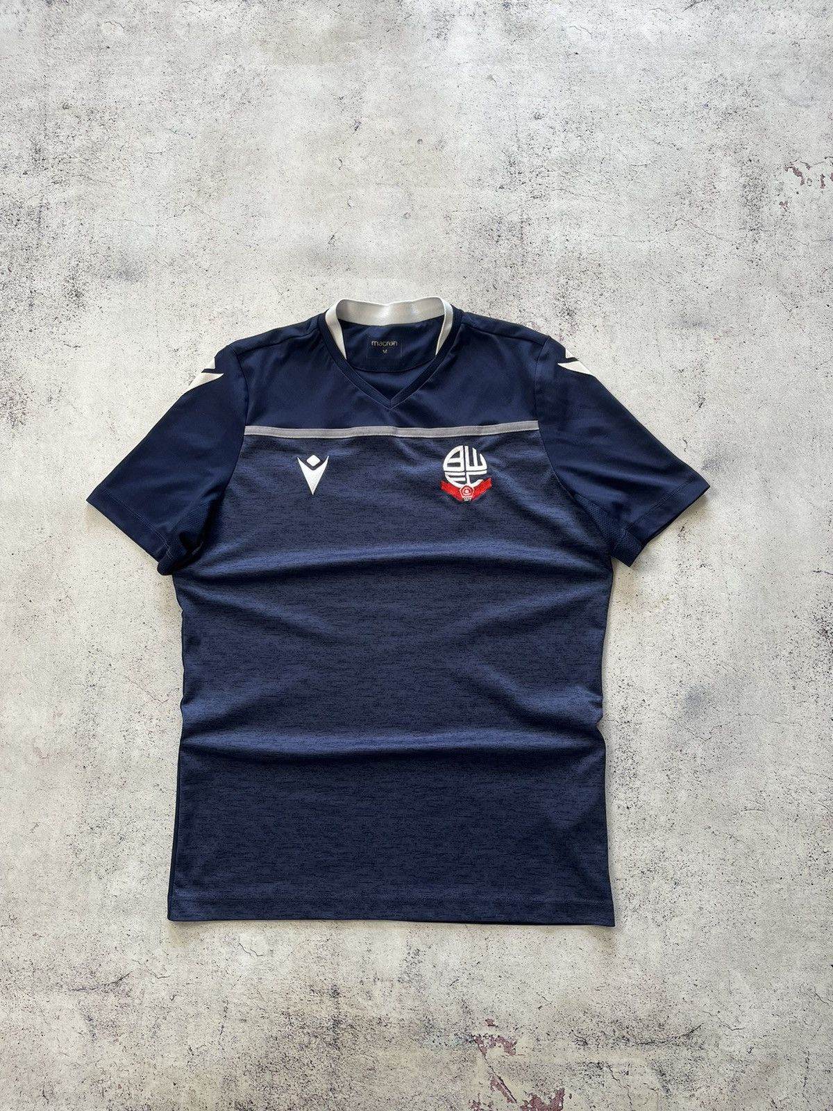 Macron Macron Fc Bolton Wanderers 2020/2021 Soccer Jersey Training Size US M / EU 48-50 / 2 - 1 Thumbnail