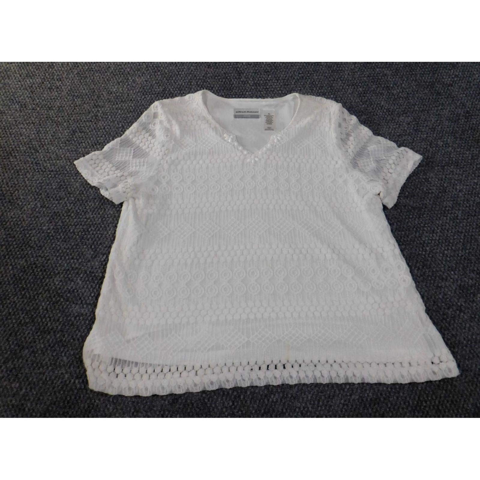 Vintage Alfred Dunner Blouse Shirt Womens V-Neck Short Sleeve Beaded Lace White Petite Large Top Size L / US 10 / IT 46 - 2 Thumbnail