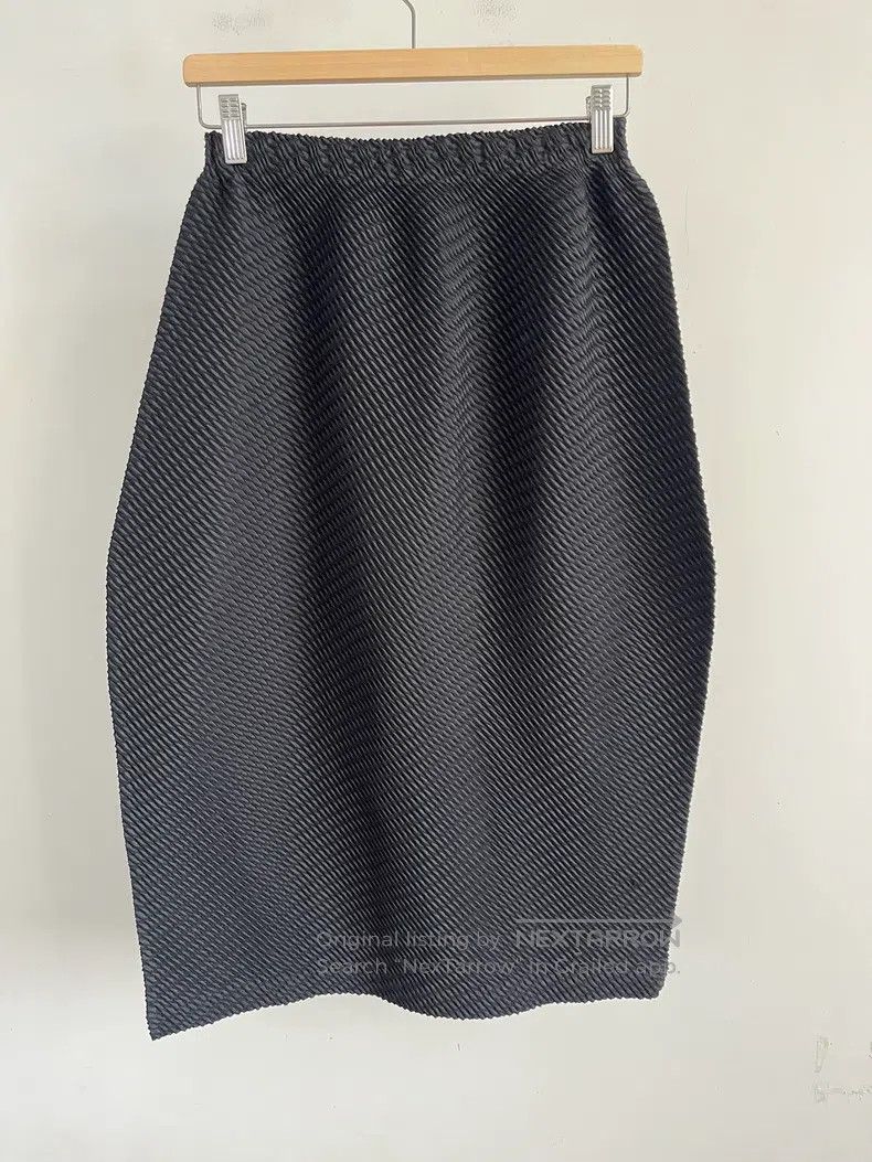 Issey Miyake Issey Miyake Black Midi Skirt Size 25" / US 0 / IT 36 - 3 Thumbnail
