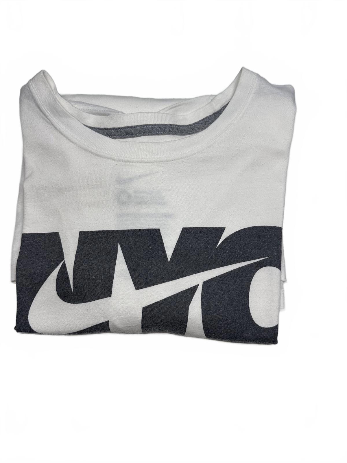 Nike Stylish NYC Graphic Tee - Perfect for Casual Wear Size US M / EU 48-50 / 2 - 7 Thumbnail
