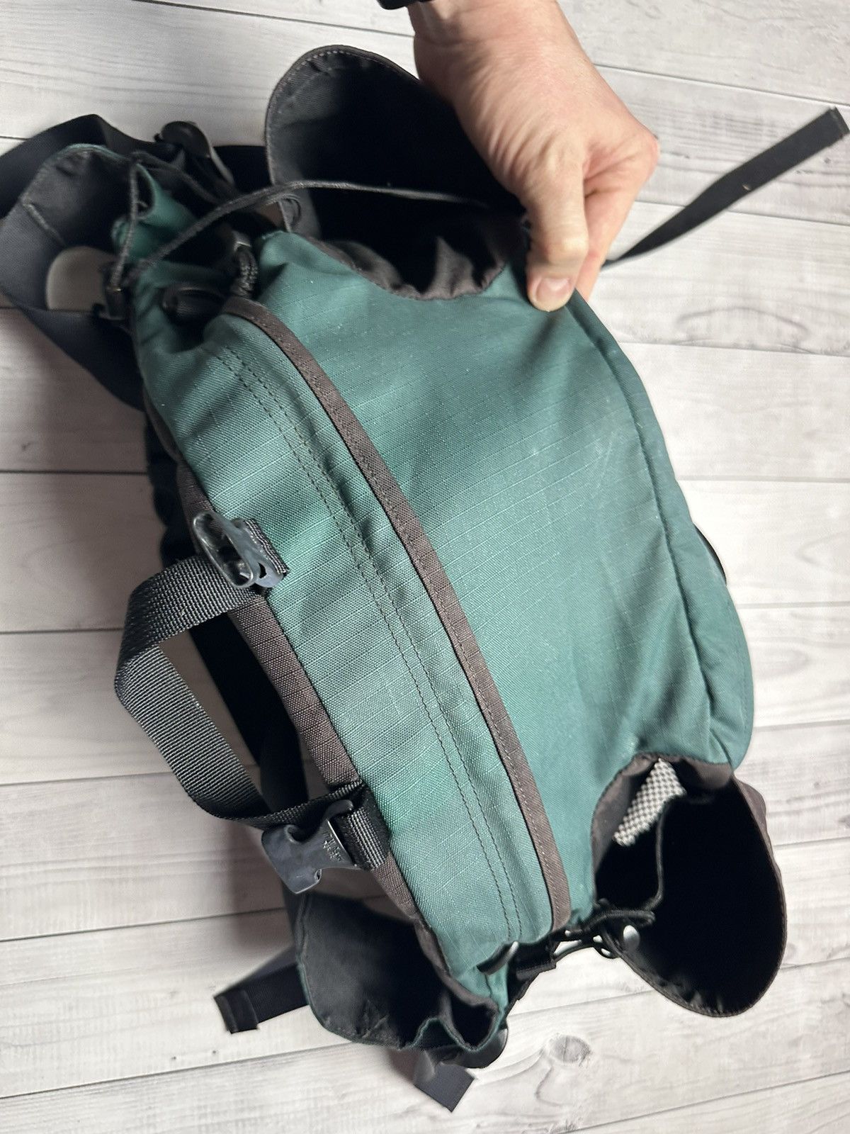 The North Face Vintage The north face bag green rare Size ONE SIZE - 6 Thumbnail