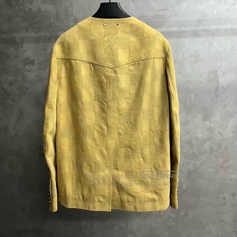 Louis Vuitton Louis Vuitton 24 Khaki monogrammed jacquard crewneck singl Size US M / EU 48-50 / 2 - 5 Thumbnail