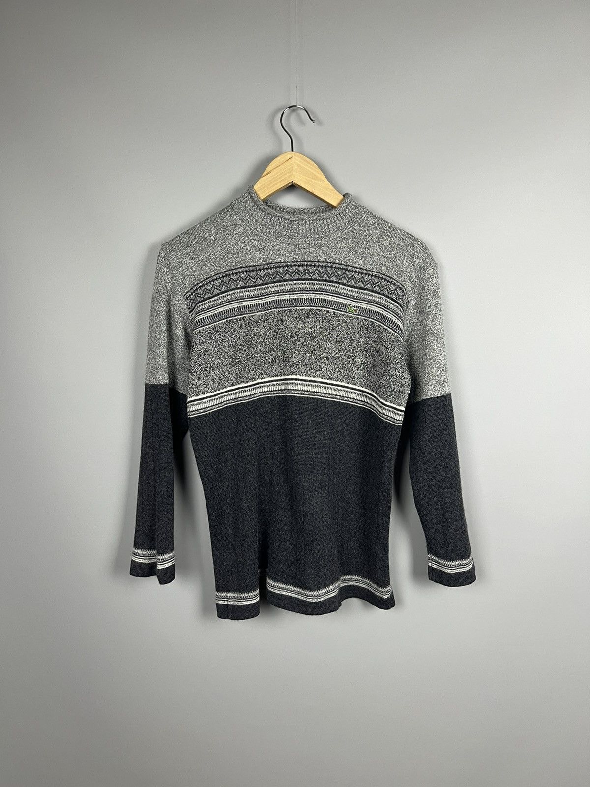 Lacoste Vintage Lacoste Wool Knit Crewneck Crop Sweater Size S / US 4 / IT 40 - 1 Thumbnail