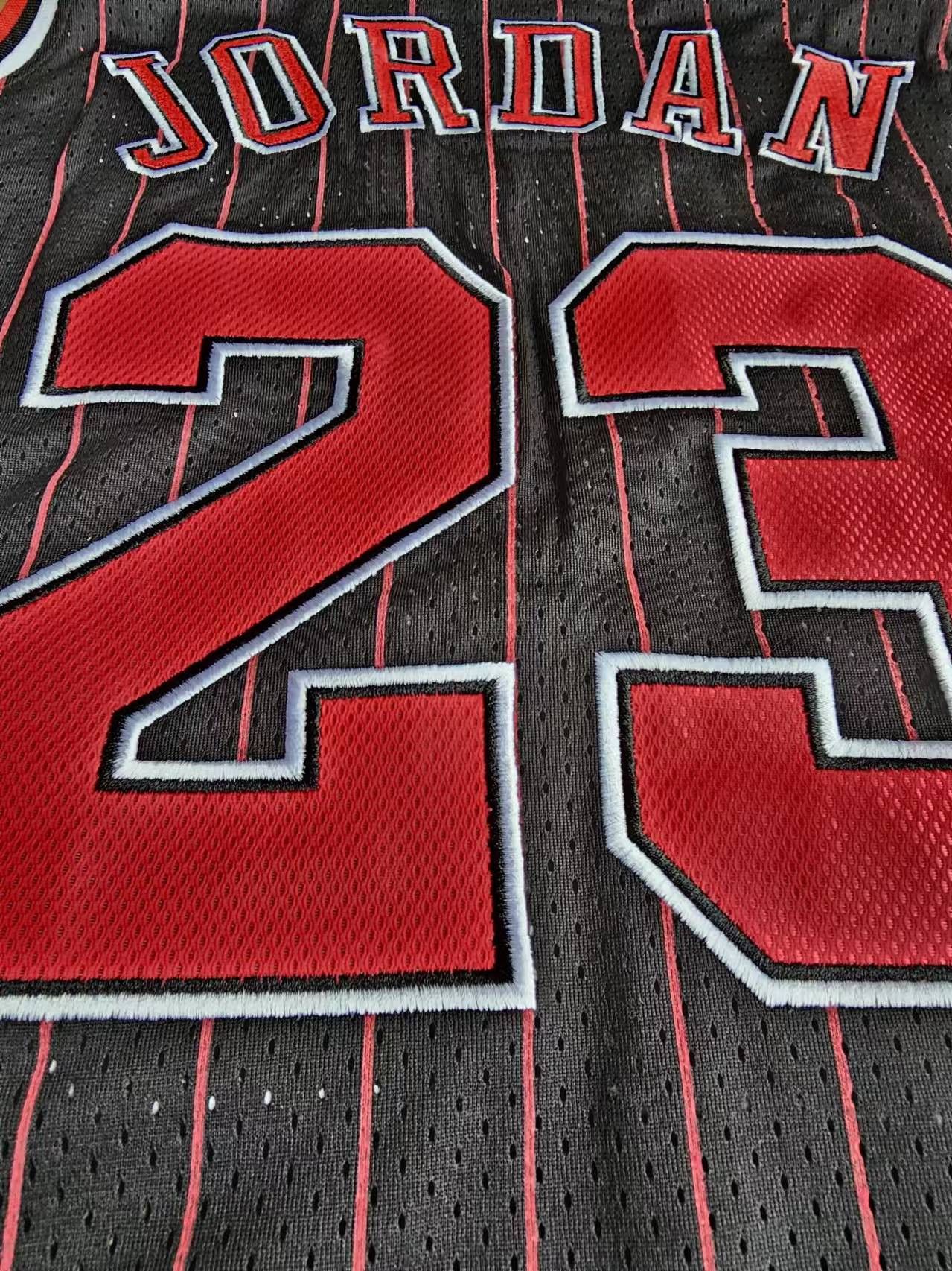 NBA 1996 1997 Bulls #23 Michael Jordan Jersey Double Stitched M Size US M / EU 48-50 / 2 - 4 Thumbnail