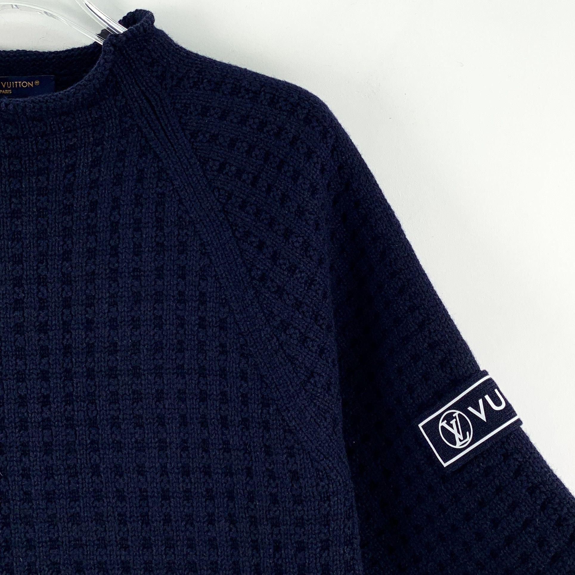 Louis Vuitton Louis Vuitton Badge Wool Knit Dress Navy (S) Size S / US 4 / IT 40 - 3 Thumbnail
