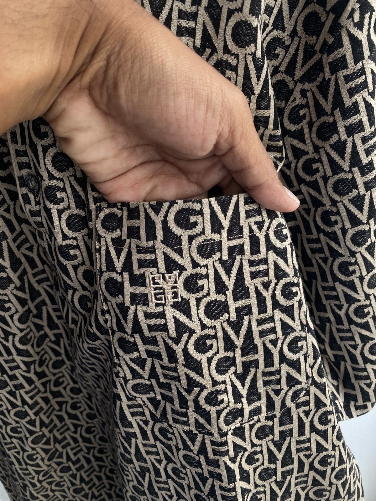 Givenchy Vintage Givenchy Full Print Polo Tshirt Size US M / EU 48-50 / 2 - 4 Thumbnail