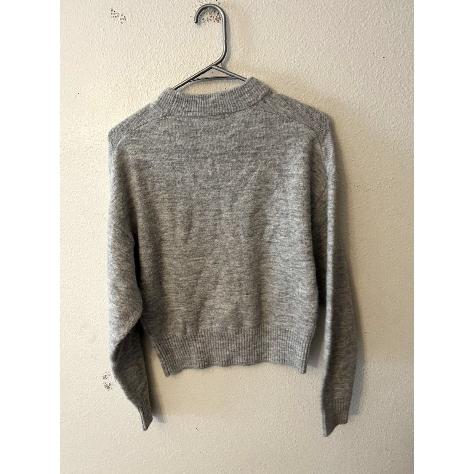 H&M H&M Womens Pullover Sweater Gray Long Sleeve Crew Neck XS Acrylic Blend Solid Heathered Pattern Size XS / US 0-2 / IT 36-38 - 3 Thumbnail