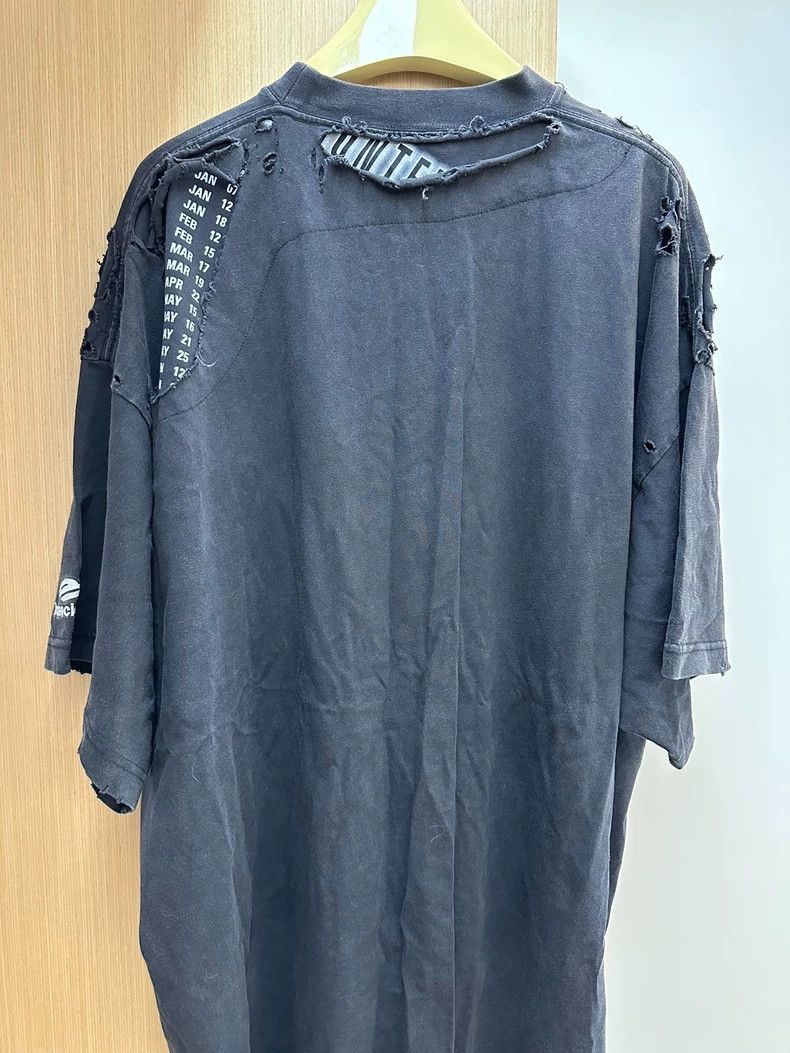 Balenciaga Balenciaga 3B Logo Embroidered Ripped Distressed Short Sle Size US L / EU 52-54 / 3 - 6 Thumbnail