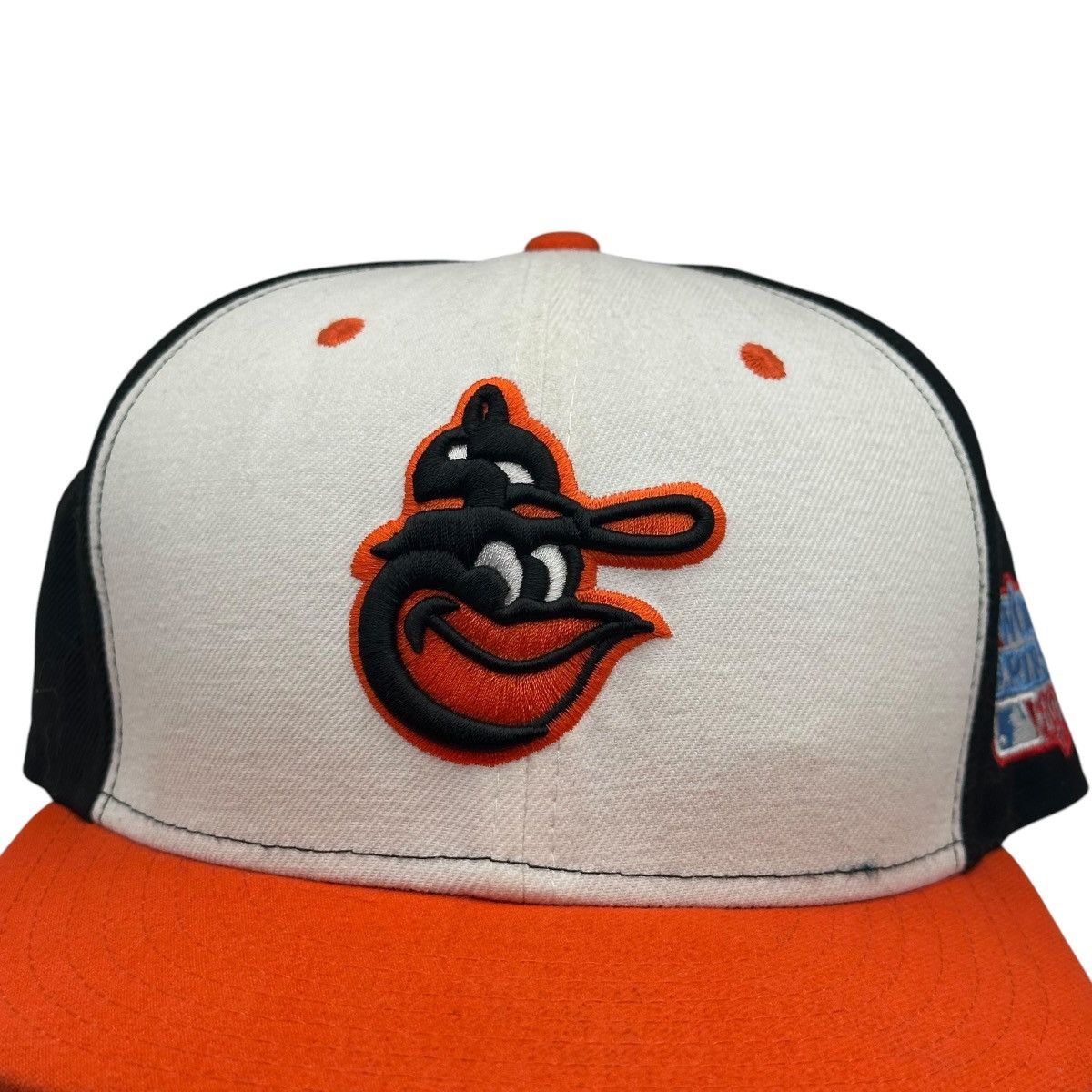 New Era Baltimore Orioles 1983 World Series New Era Fitted Cap 7 1/8 Size 32 - 2 Thumbnail