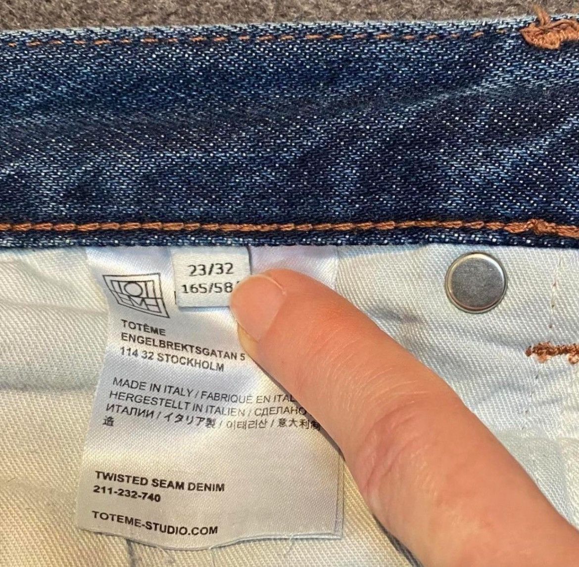 Toteme Toteme Original Twisted Seam Jeans Size 23" - 5 Thumbnail