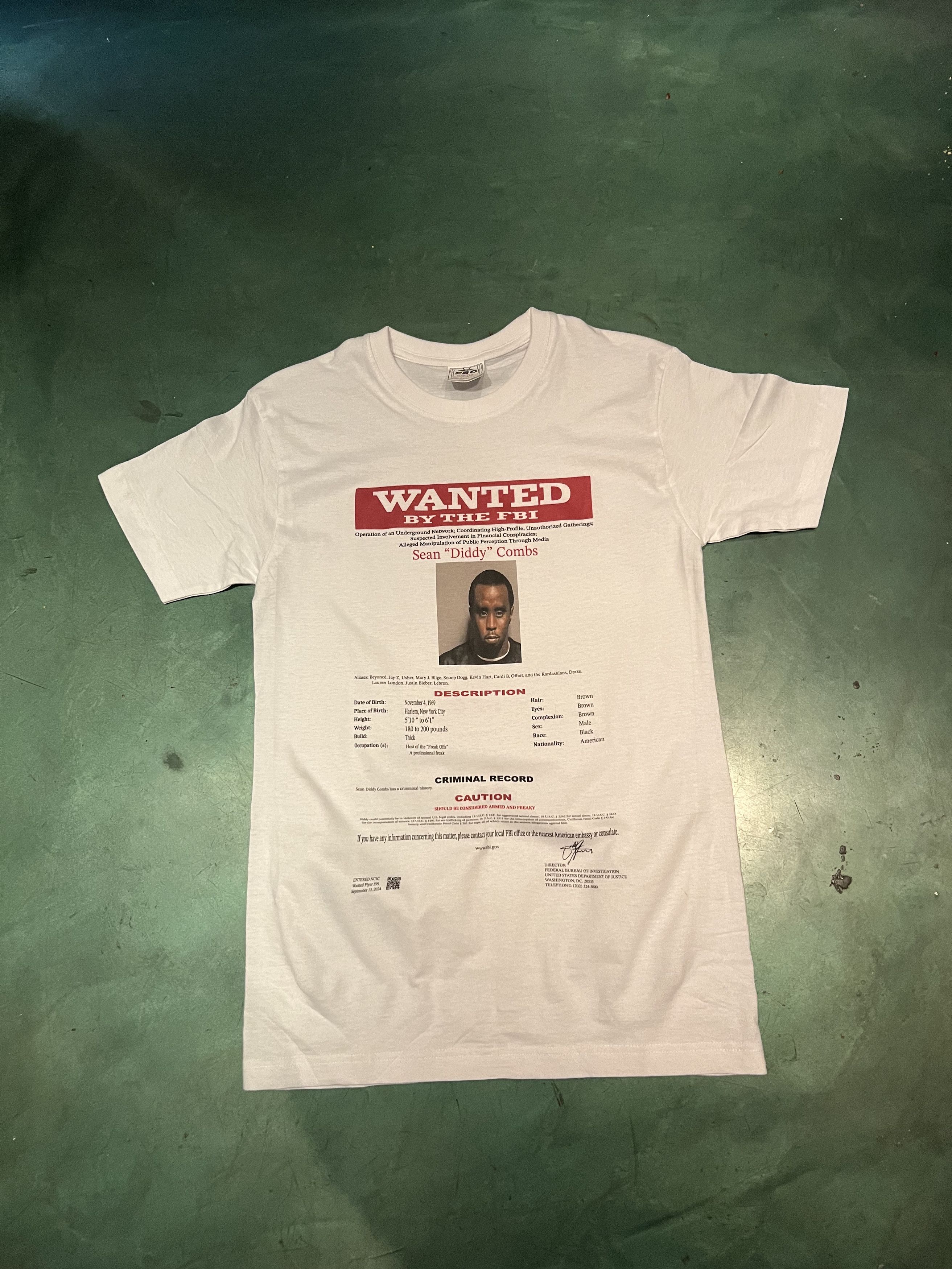 Other P. Diddy FBI Wanted T-Shirt Size US S / EU 44-46 / 1 - 1 Thumbnail
