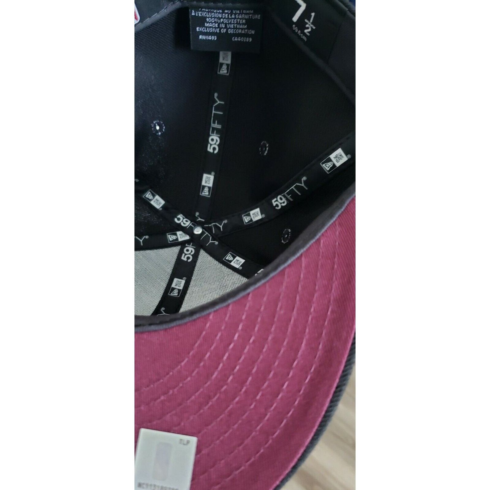 New Era Chicago Bulls Hat Fitted Size 7 1/2 Black Pink 5950 New Era Size ONE SIZE - 6 Thumbnail