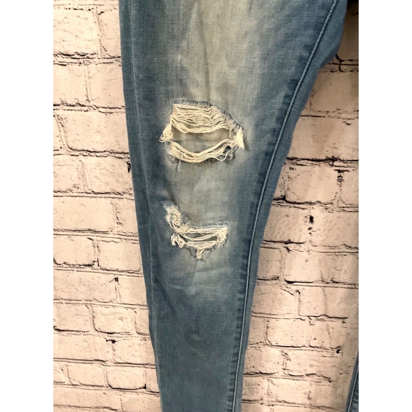 Vintage KANCAN Jeans Womens 28x28 Light Wash Denim 5-Pocket Skinny Mid Rise Blue Regular Size 28 Inseam 28) Size 28" / US 6 / IT 42 - 4 Thumbnail