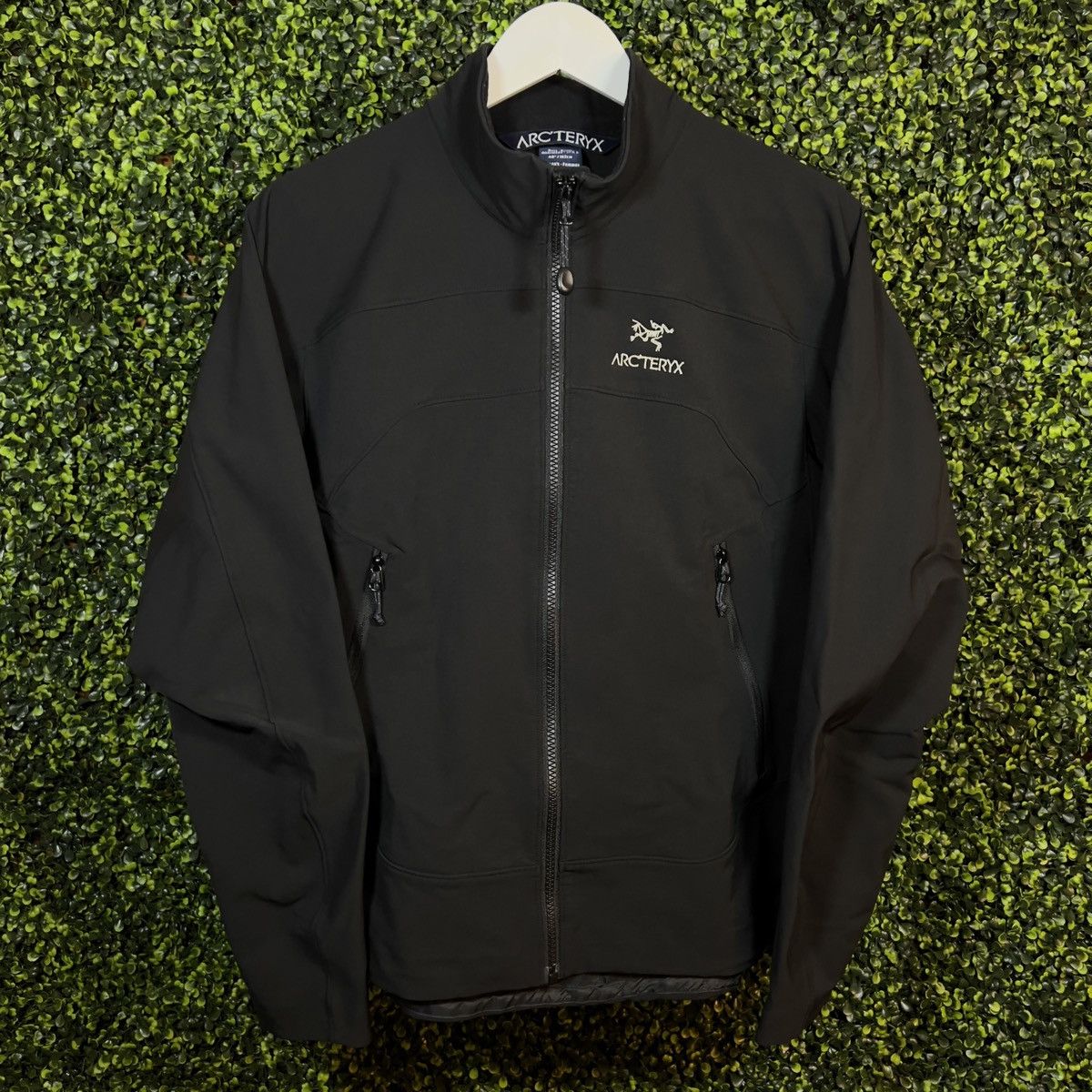 image of Arcteryx x Vintage Y2K Arc'teryx Embroidered Soft Shell Fleece Jacket in Black/White, Women's (Size