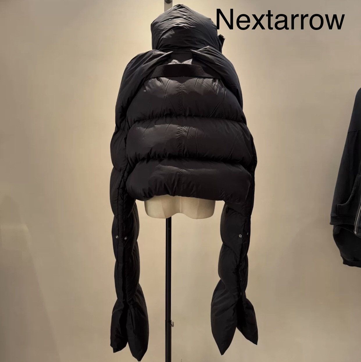 Rick Owens Rick owens mainline show style scarf down jacket2412- Size US M / EU 48-50 / 2 - 2 Thumbnail