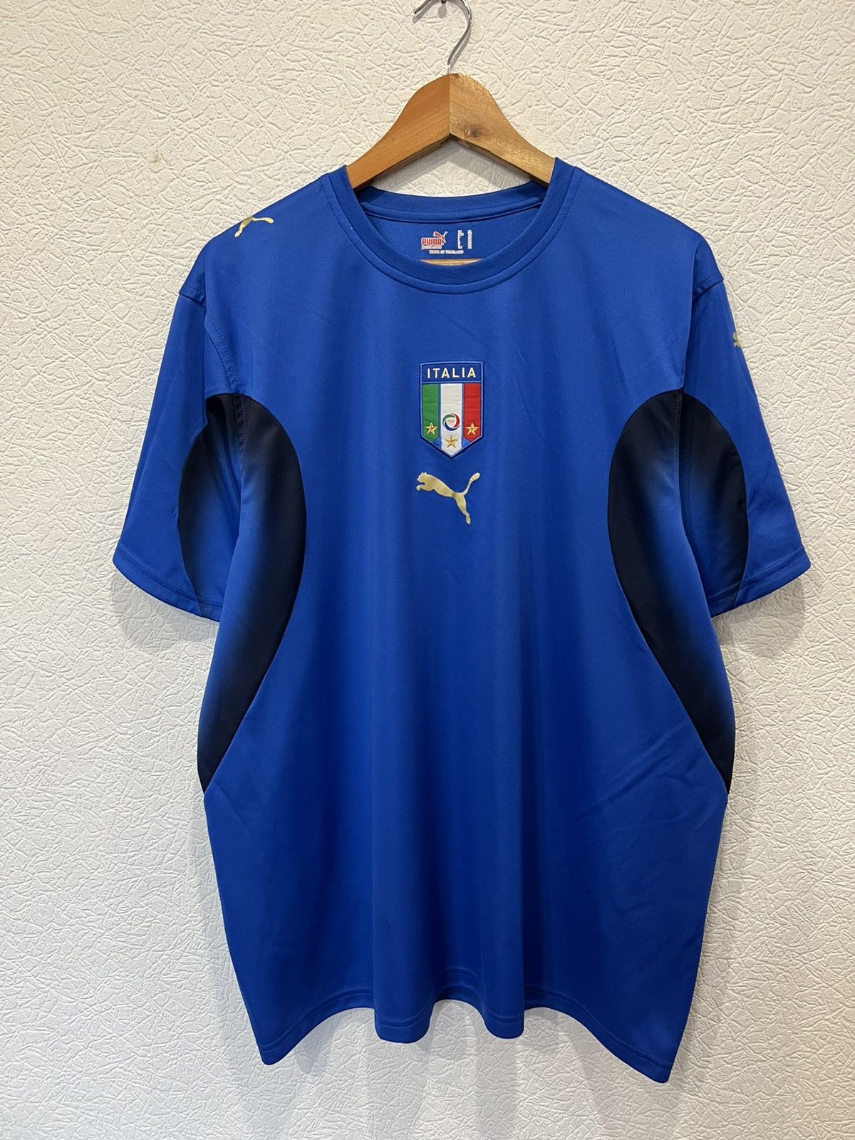 Puma Puma Italy 2006 Home Kit Soccer Jersey Football Shirt Mens Size US XL / EU 56 / 4 - 1 Thumbnail