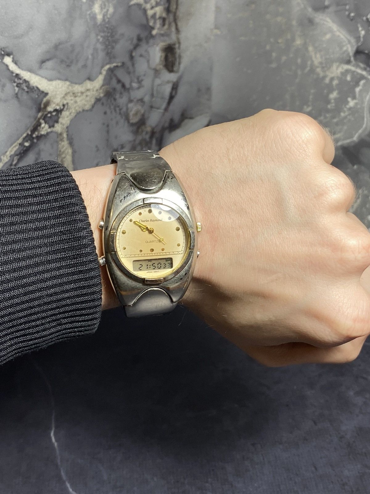 Vintage Charles Raymond Analog-Digital Watch | Japanese Movement Size ONE SIZE - 1 Thumbnail