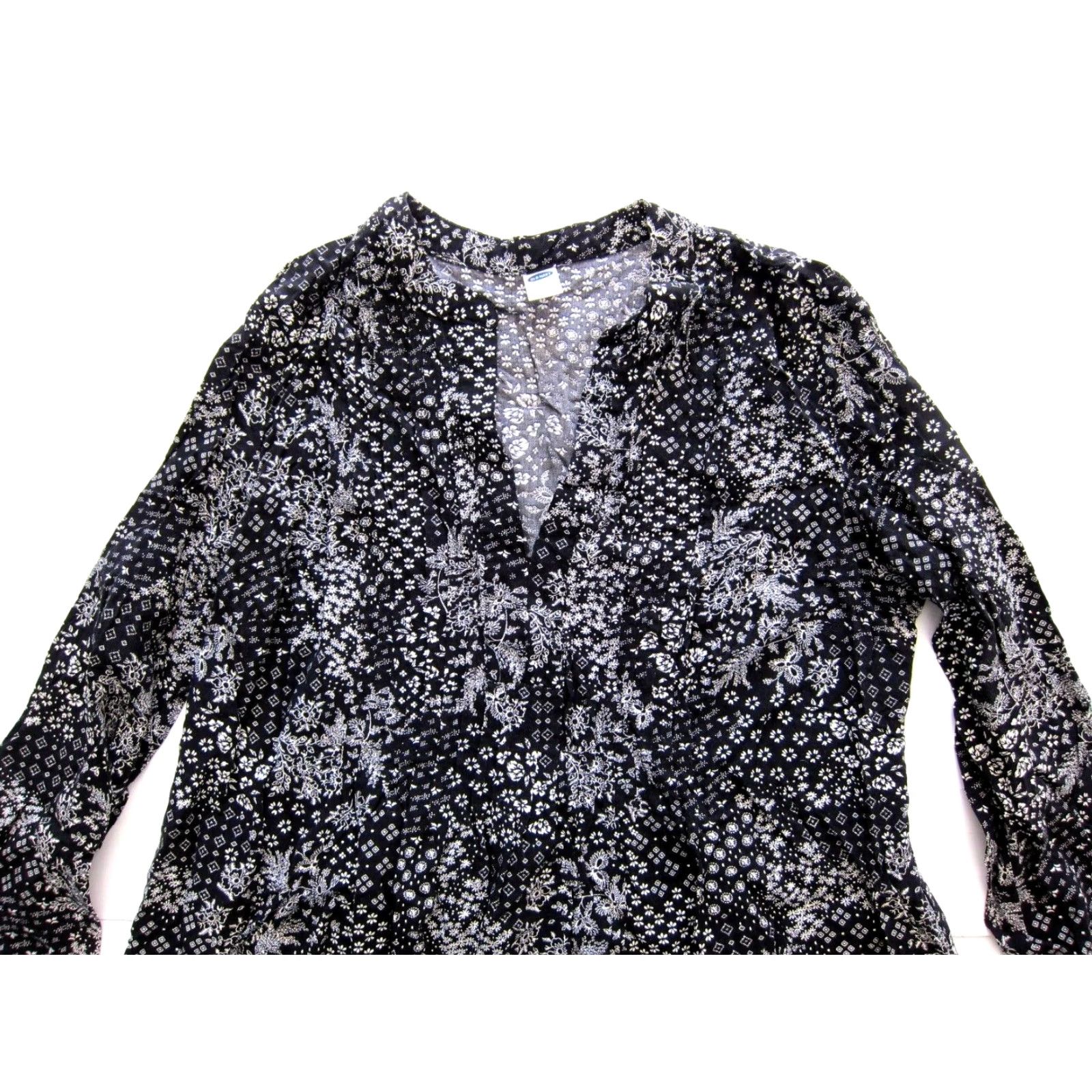Old Navy Old Navy Floral Black White 100% Rayon Long Sleeve V-Neck Tunic Dress M Size M / US 6-8 / IT 42-44 - 3 Thumbnail