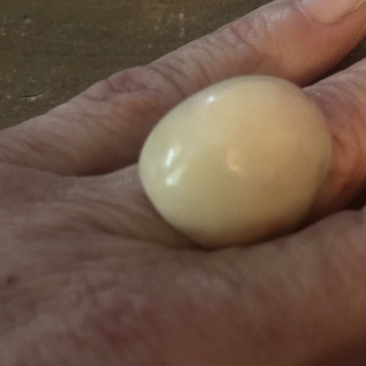 Vintage Vintage lucite cream marbled dome ring Size ONE SIZE - 3 Thumbnail
