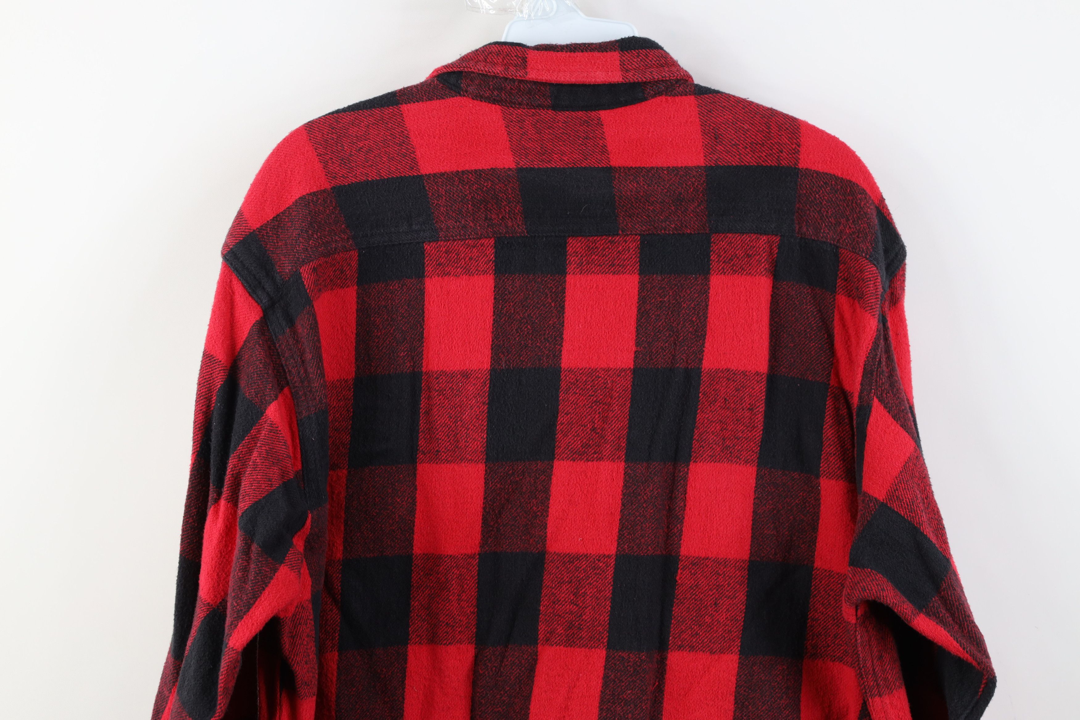 Vintage Vintage 90s Streetwear Heavyweight Button Shirt Red Plaid Size US L / EU 52-54 / 3 - 8 Thumbnail