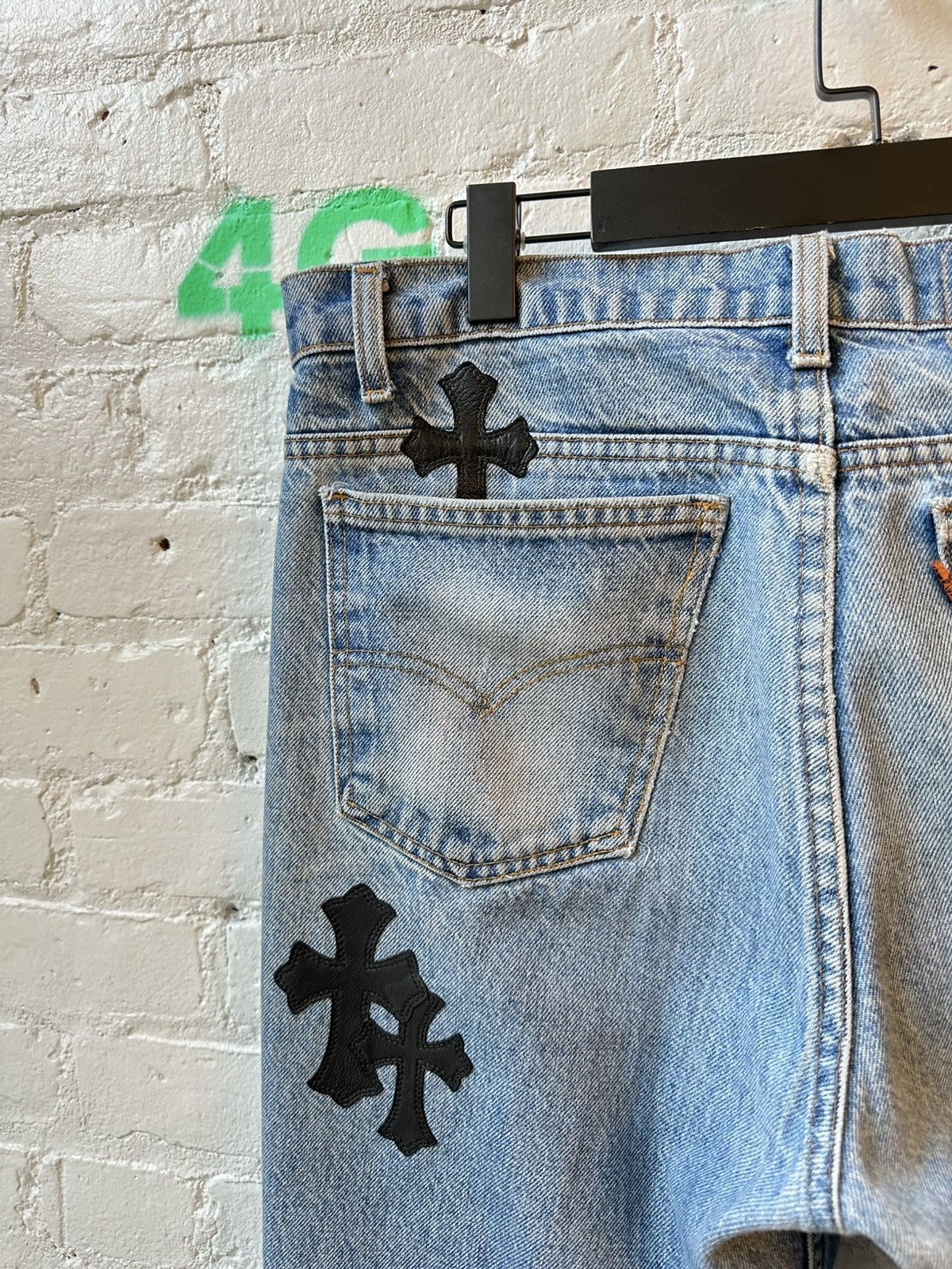 Chrome Hearts × Levi's CHROME HEARTS CROSS PATCH DENIM Size US 33 - 7 Thumbnail