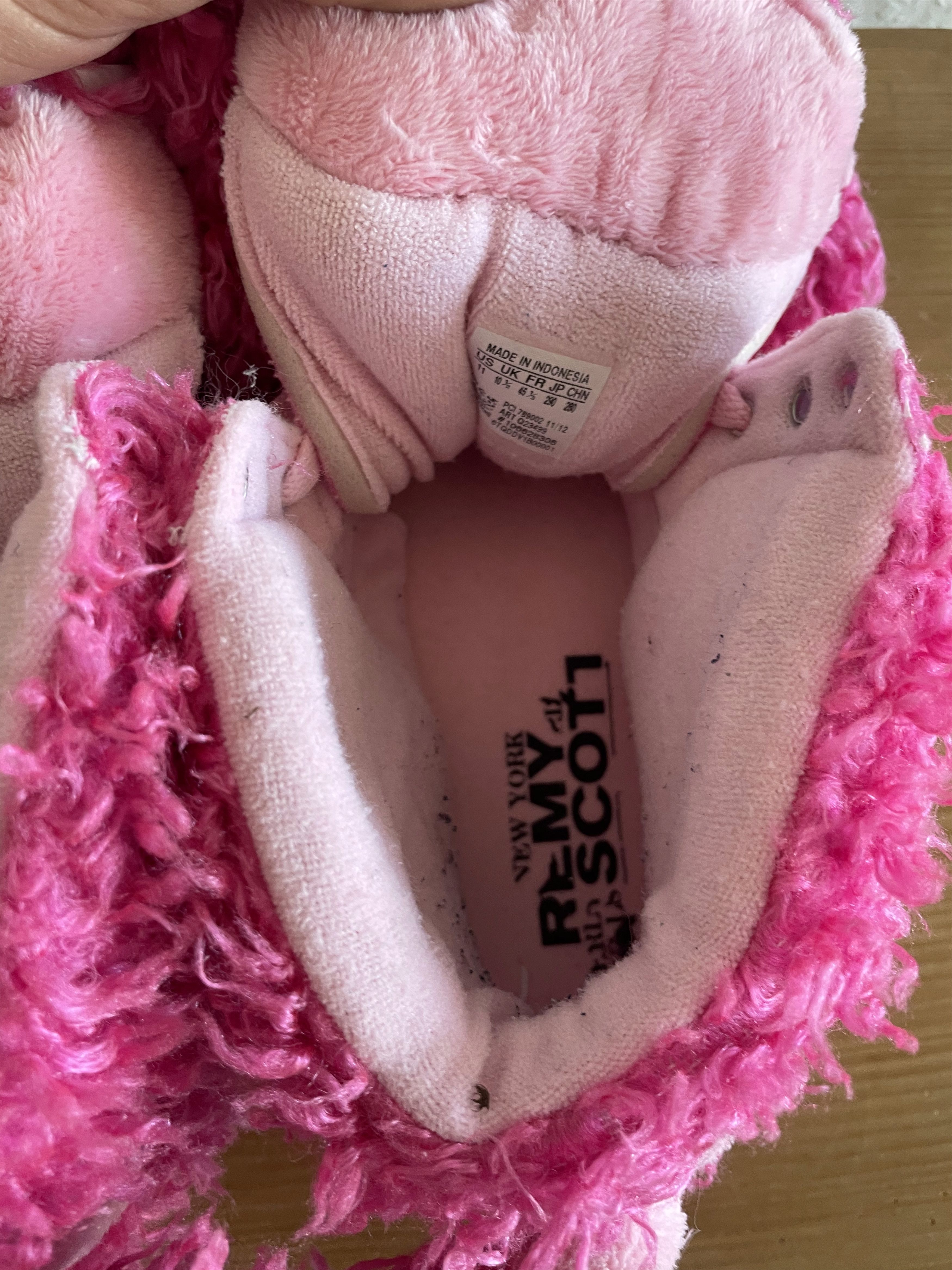 Adidas × Jeremy Scott JS Poodle Pink Fur Sneaker Size US 11 / EU 44 - 11 Thumbnail