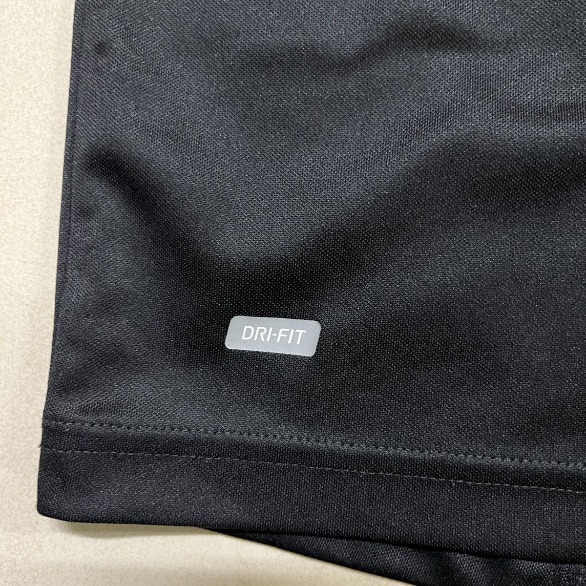 Nike × Vintage Vintage Nike Centre Logo Jersey T Shirt Size US M / EU 48-50 / 2 - 3 Thumbnail