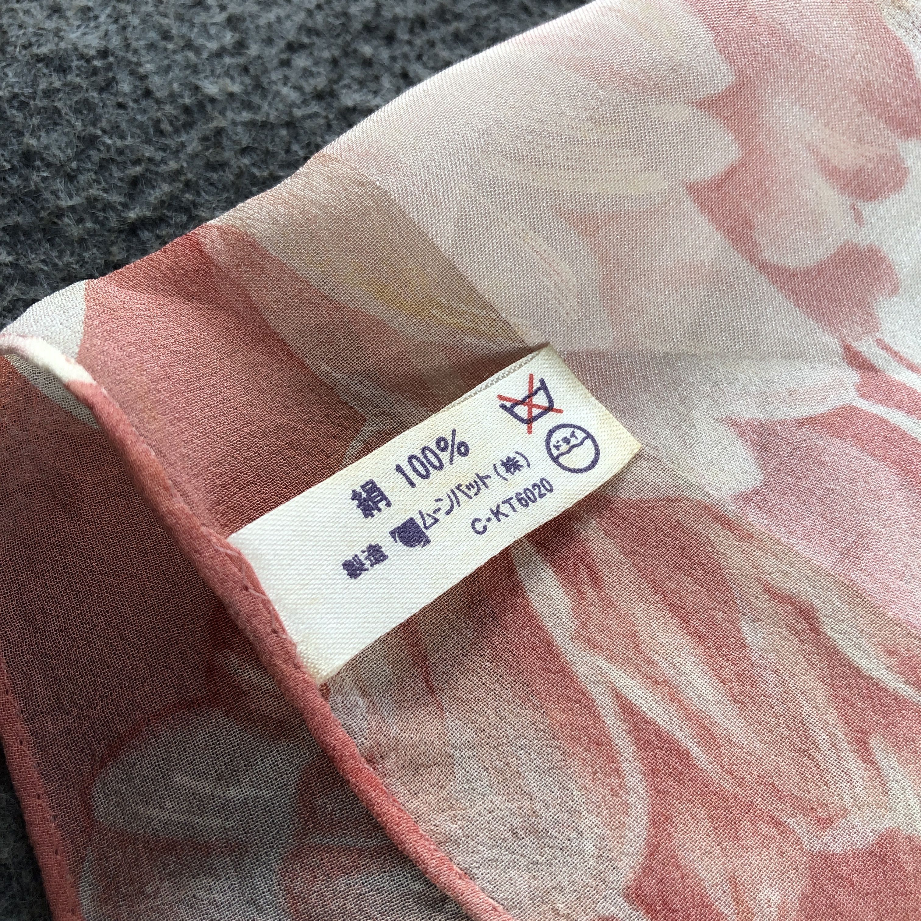 Japanese Brand Jun Ashida Floral Silk Scarf M1371 Size ONE SIZE - 5 Thumbnail