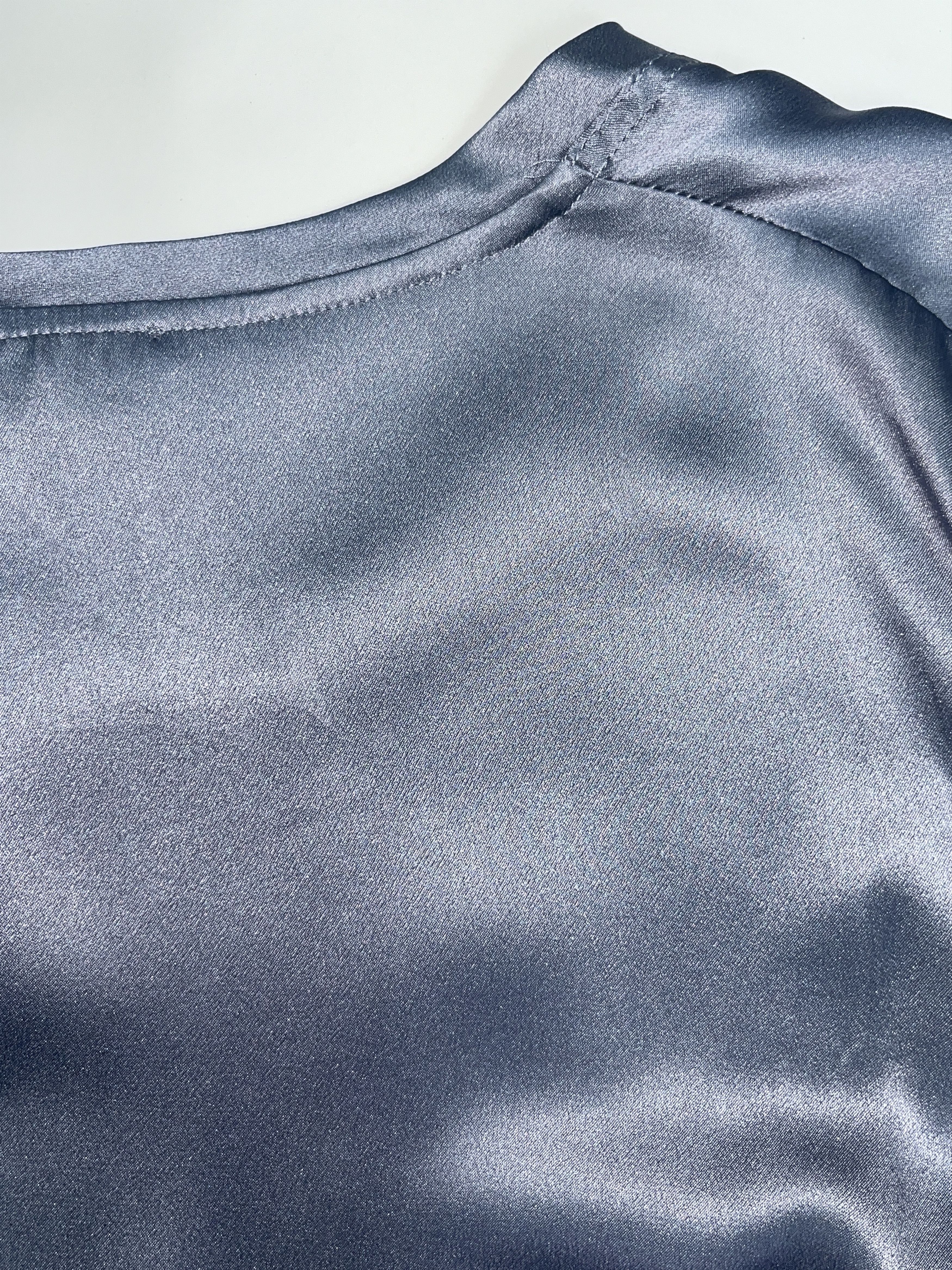 Yves Saint Laurent Yves Saint Laurent Silver Blue Round Neck Top Size M / US 6-8 / IT 42-44 - 6 Thumbnail
