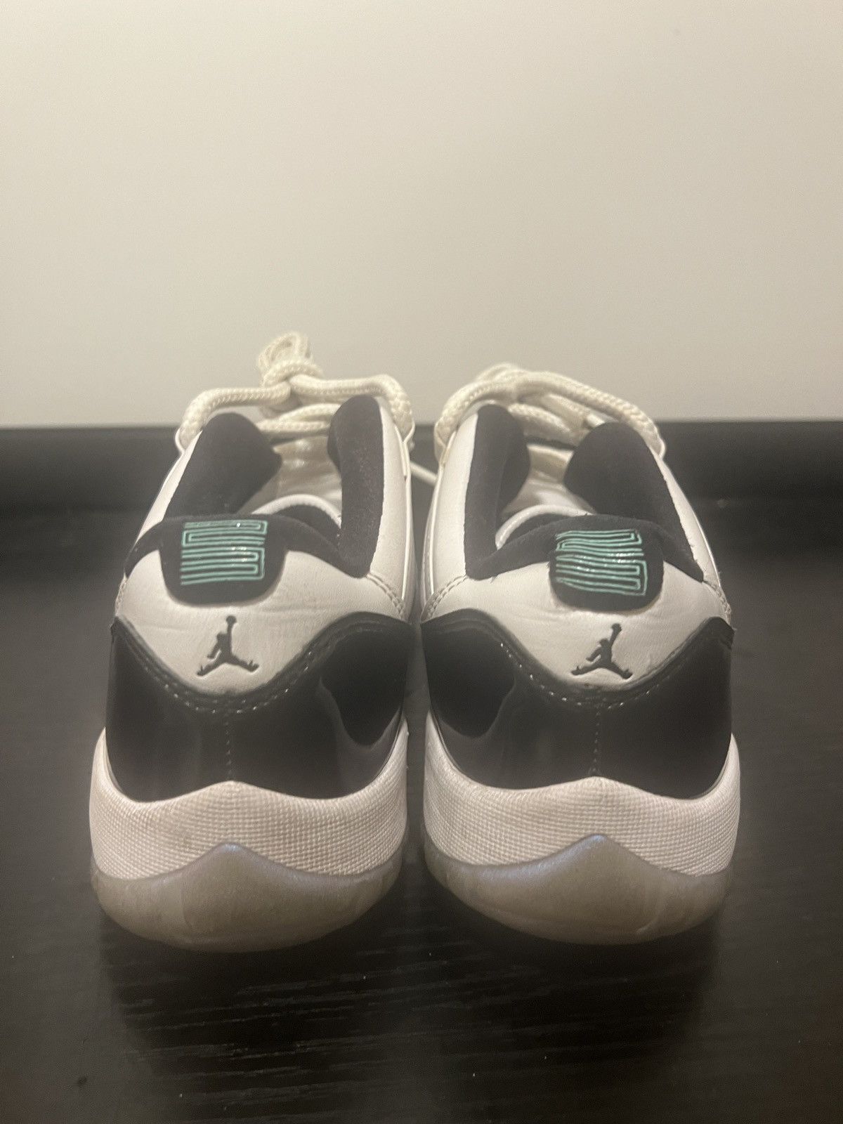 Jordan Brand SIZE 8 MEN - Nike Air Jordan 11 Retro Low Emerald Black Size US 8 / EU 41 - 4 Thumbnail