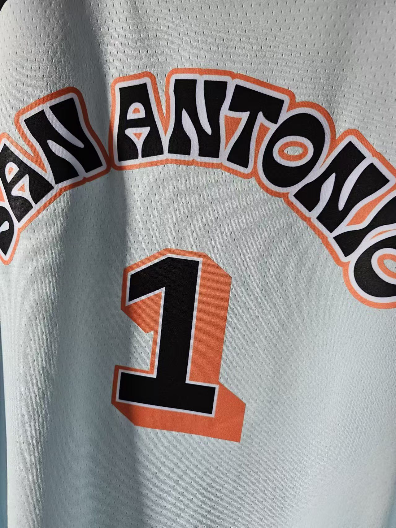 NBA 2025 San Antonio Spurs #1 Wembanyama Jersey City Edition Size US L / EU 52-54 / 3 - 3 Thumbnail
