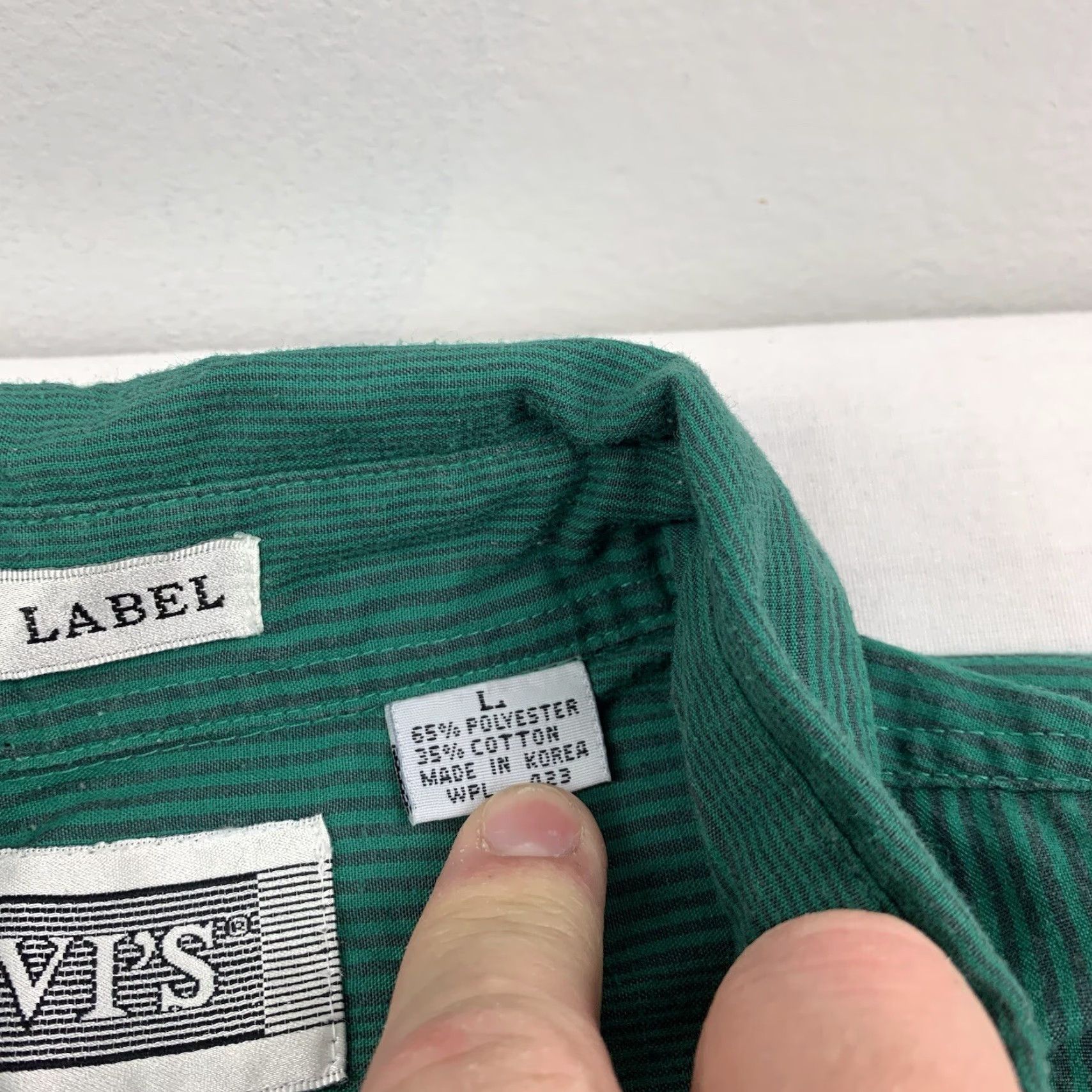 Levi's VINTAGE Levi's Button-Up Shirt Adult Large Green Stripes Silver Label USA Men Size US L / EU 52-54 / 3 - 6 Thumbnail