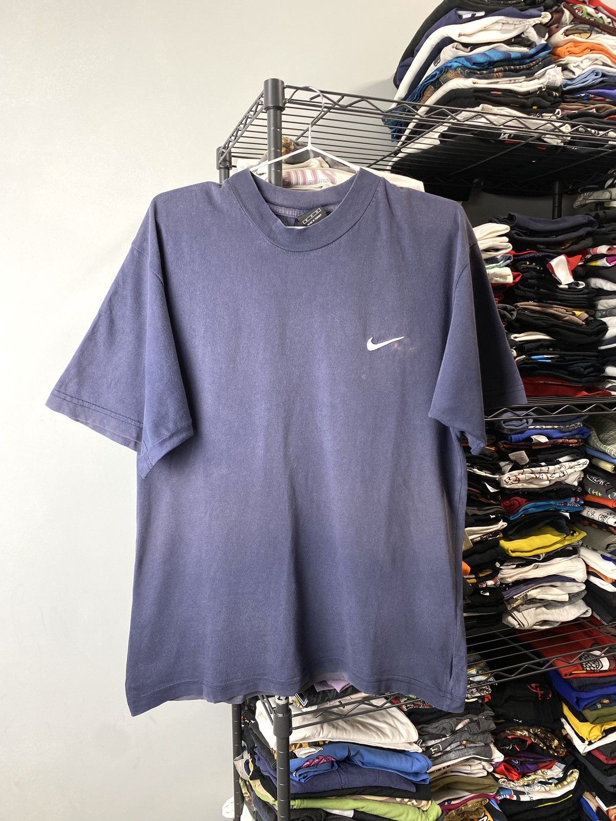 Nike 1990’s Vintage Nike Sun Faded T Shirt Size US M / EU 48-50 / 2 - 1 Thumbnail