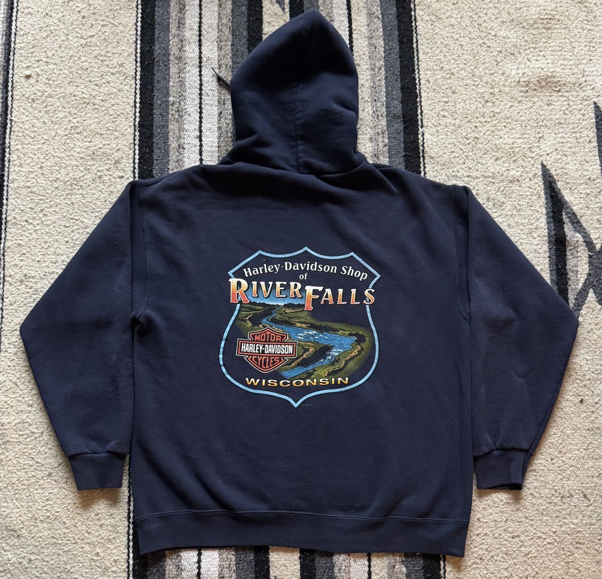 Harley Davidson Vintage 2001 Harley Davidson River Falls Wisconsin Hoodie L Size US L / EU 52-54 / 3 - 10 Thumbnail