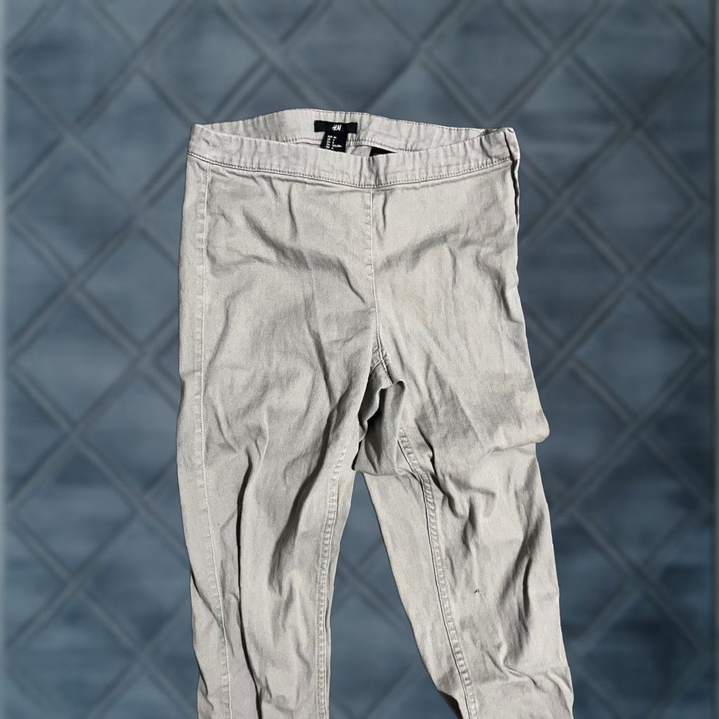 H&M H&M Dress Pants Women 6 Gray Business Casual Pull on Side Zip Ankle Size 28" / US 6 / IT 42 - 1 Thumbnail