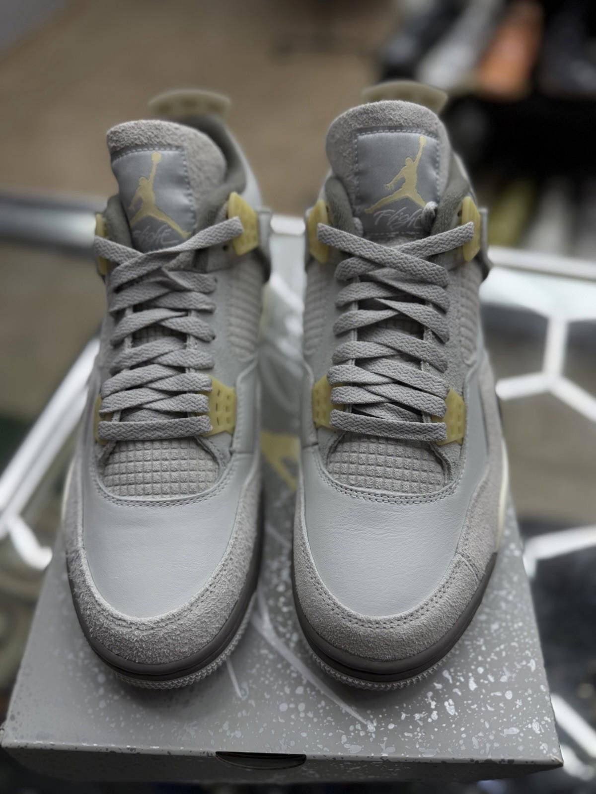 Jordan Brand Jordan 4 Retro SE Craft Size (14) Brand New DV3742-021 Size US 14 / EU 47 - 9 Thumbnail