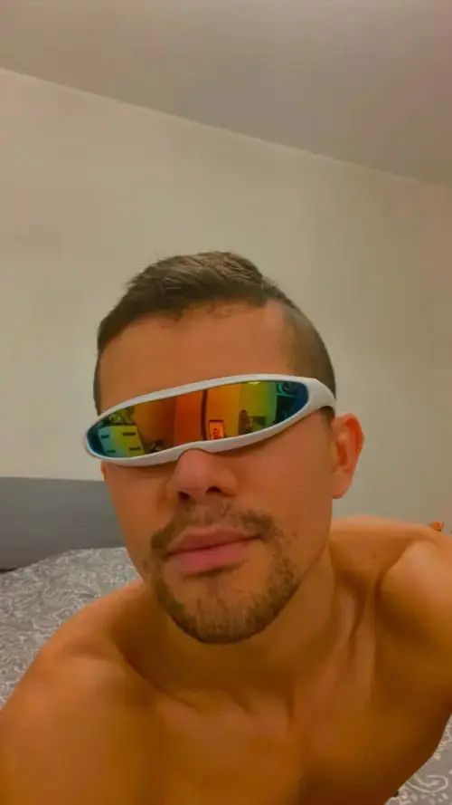 VIBE Futuristic Narrow Cyclops Visor Sunglasses Size ONE SIZE - 1 Thumbnail