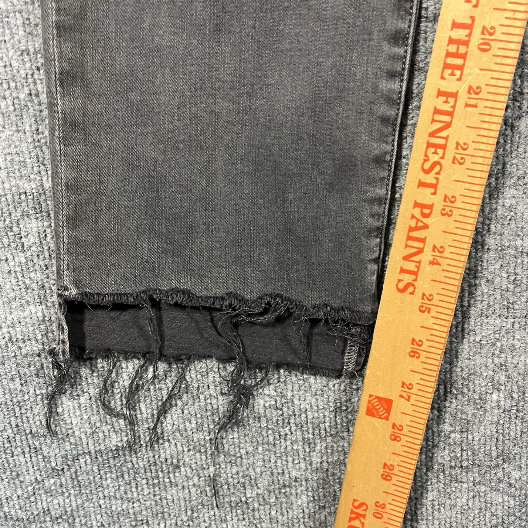 Frame VINTAGE Frame Denim Women's Crop Jeans Distressed Black Le High Straight Dark Wash Sz 28 Size 28" / US 6 / IT 42 - 4 Thumbnail