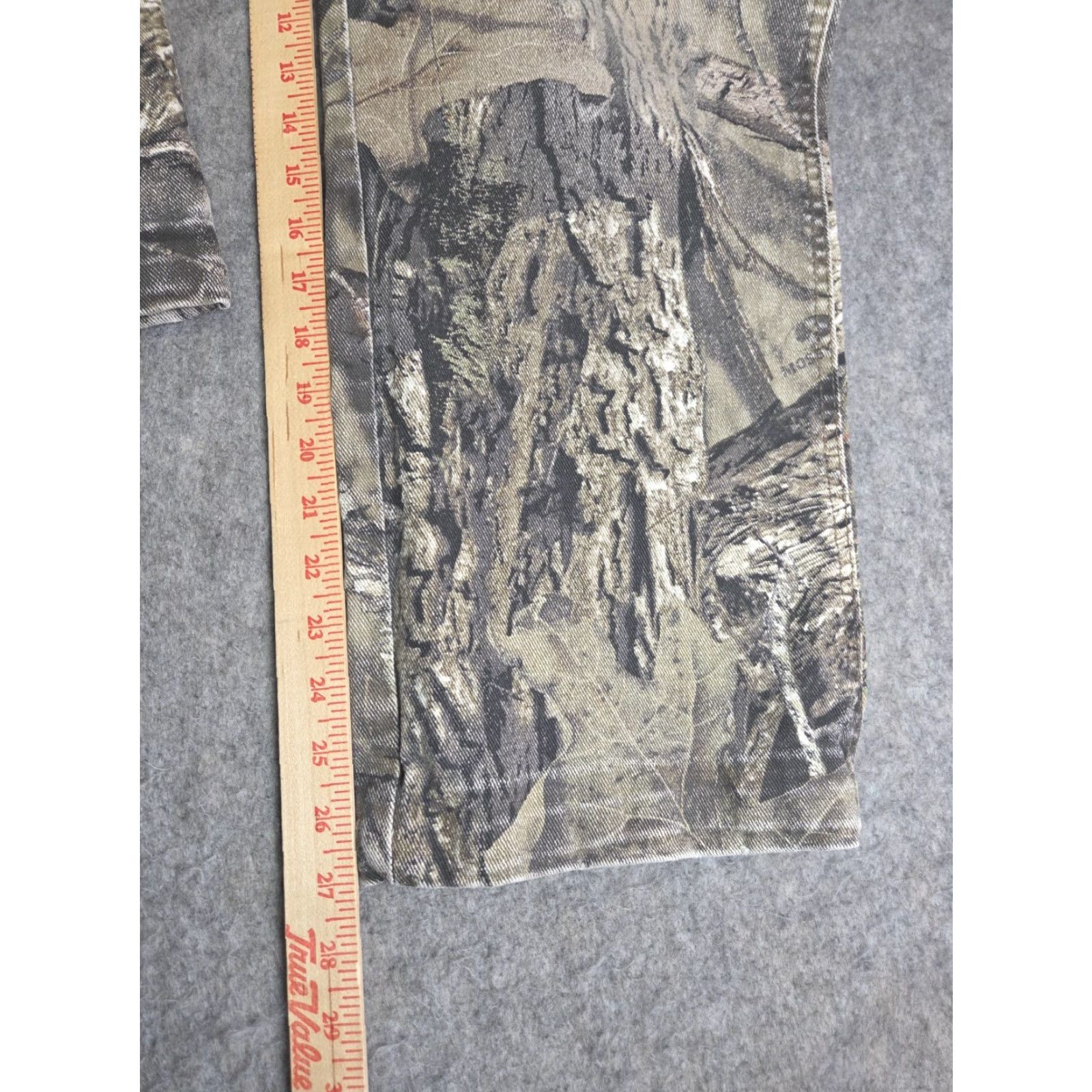 Vintage Mossy Oak Jeans Men 36 Denim Camouflage Movement USA Cargo Pocket Straight 27 Inseam Regular Size 36x27 Size US 36 / EU 52 - 8 Thumbnail
