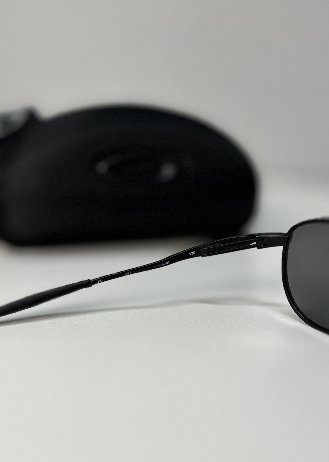 Vintage Vintage Oakley Glasses Outdoor Streetwear Avantgarde Y2K Size ONE SIZE - 10 Thumbnail