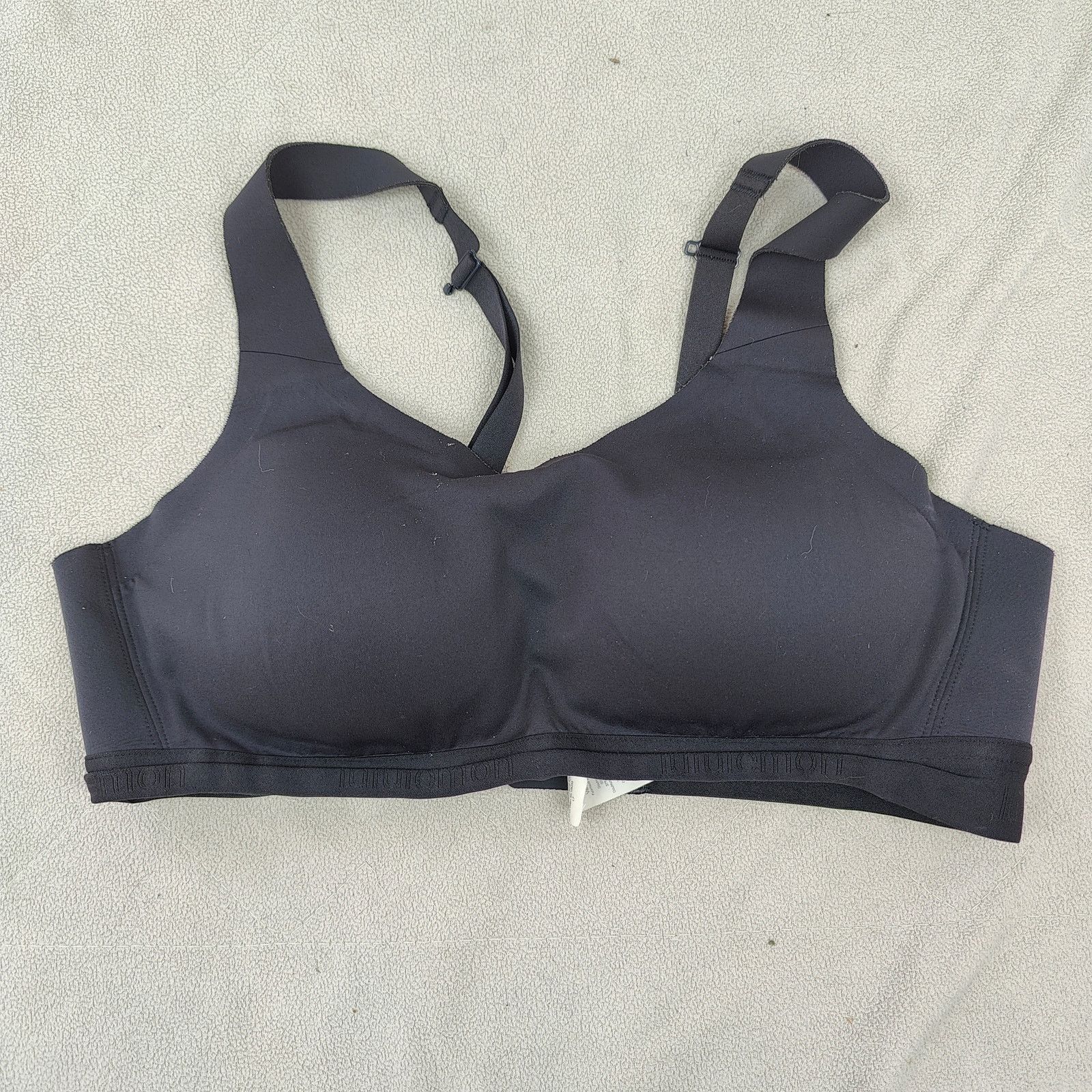 Lululemon Lululemon Fine Form Bra Black Womens Small Approx Black Size S / US 4 / IT 40 - 1 Thumbnail