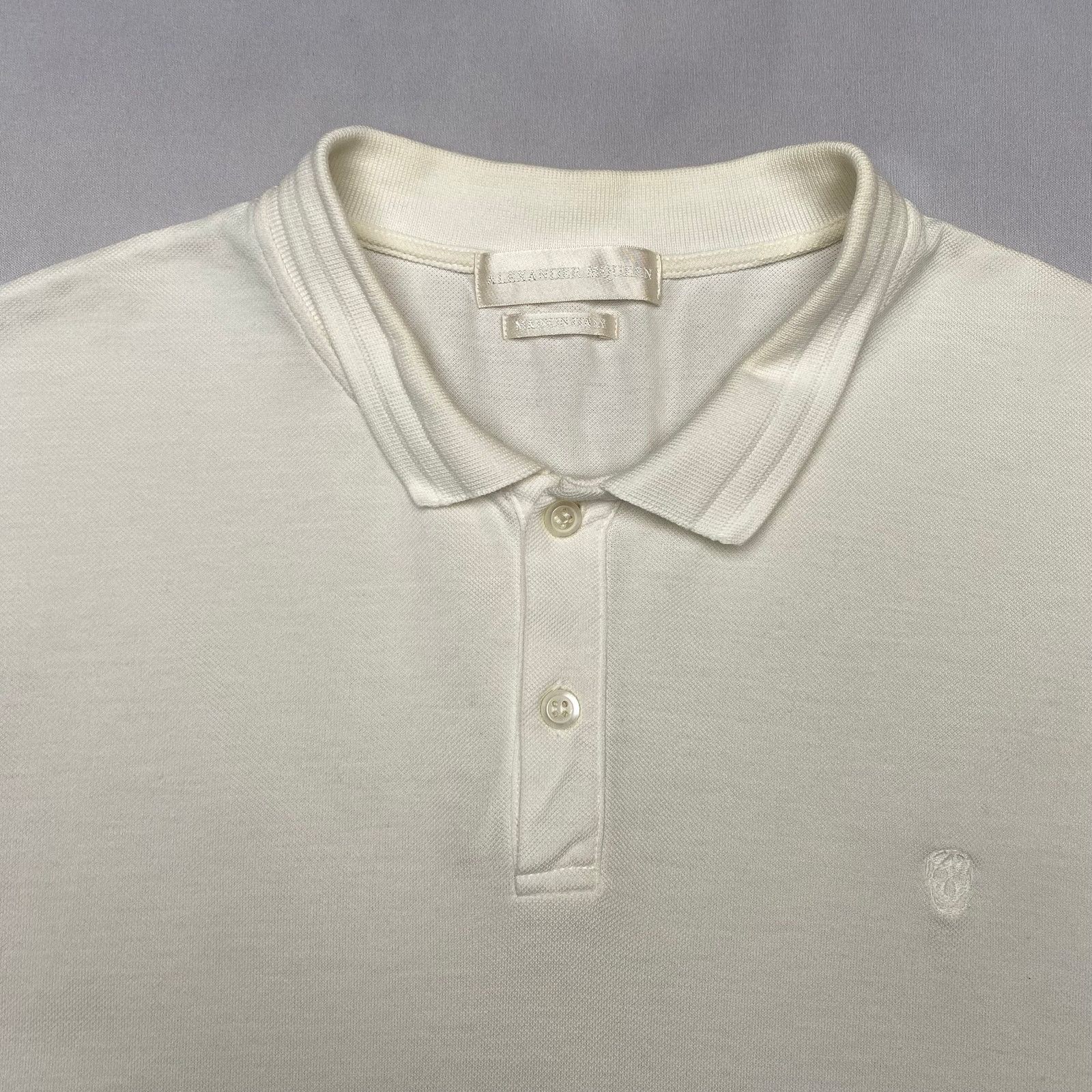 Alexander McQueen Alexander McQueen Skull Pique Poli Shirt Large Quiet Luxury Size US L / EU 52-54 / 3 - 2 Thumbnail